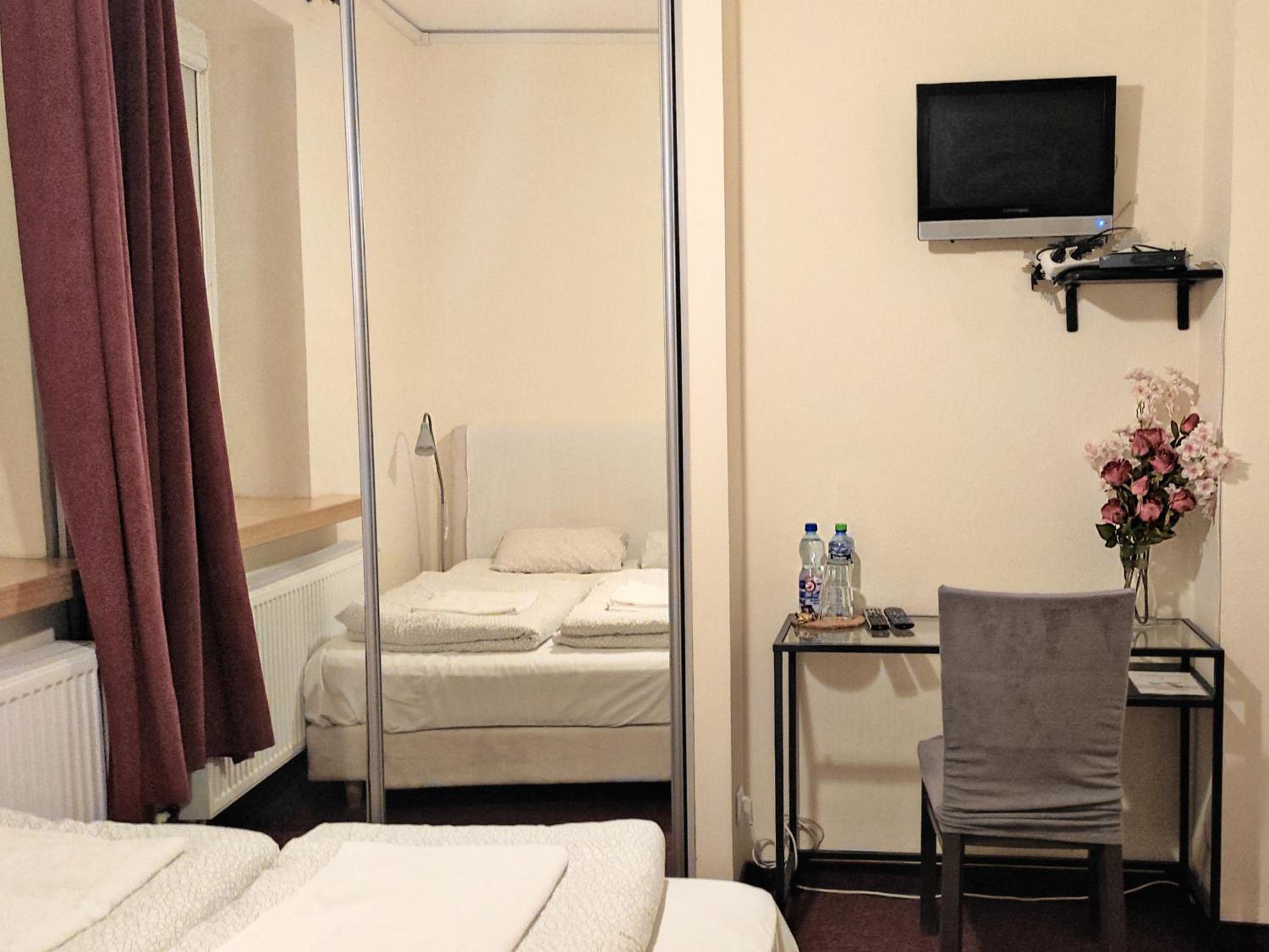 Helvetia Plus B&B - PRIVATE ROOMS and APARTMENTS