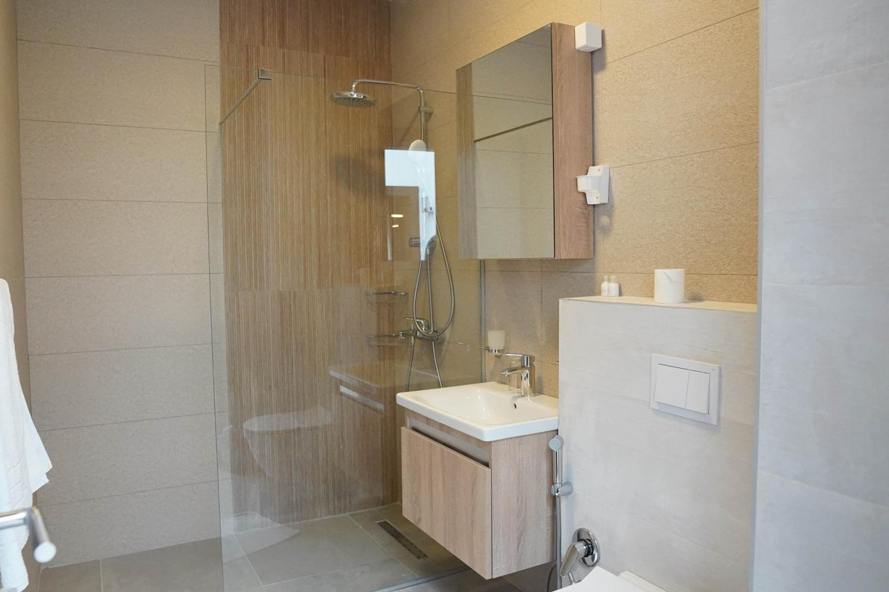 Al Hayat Apartments