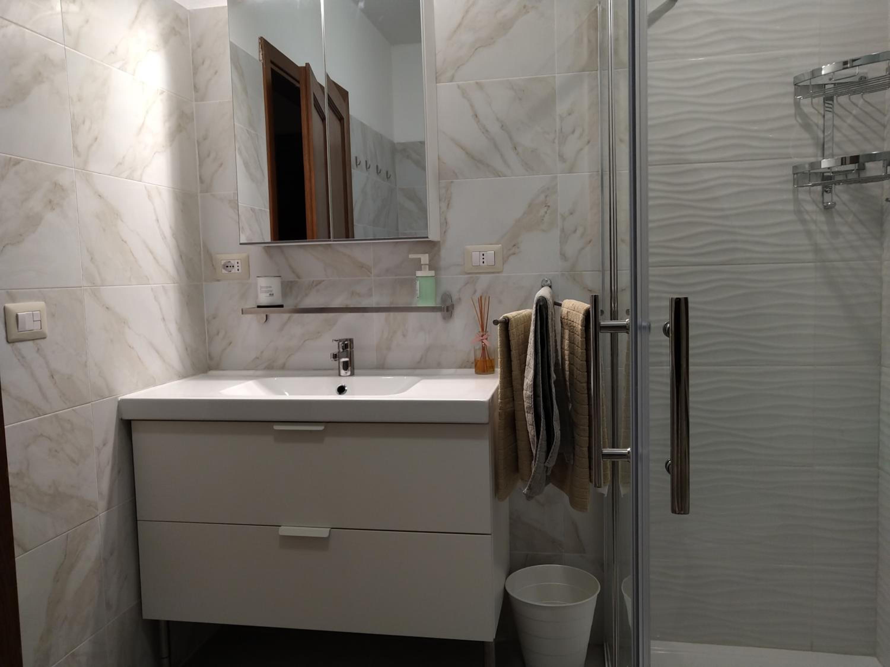 Villa del Parco en Perugia — bathroom