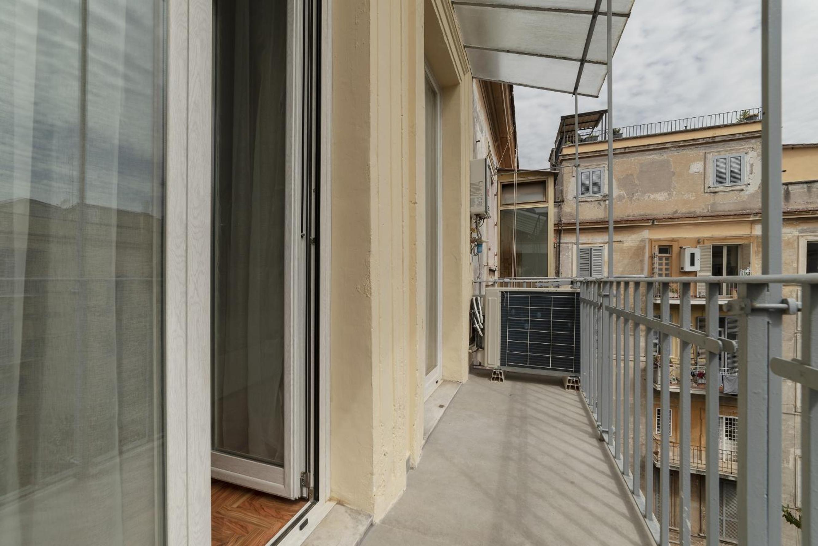 GuestHost - Rione Prati Elegant Apartment with Balcony