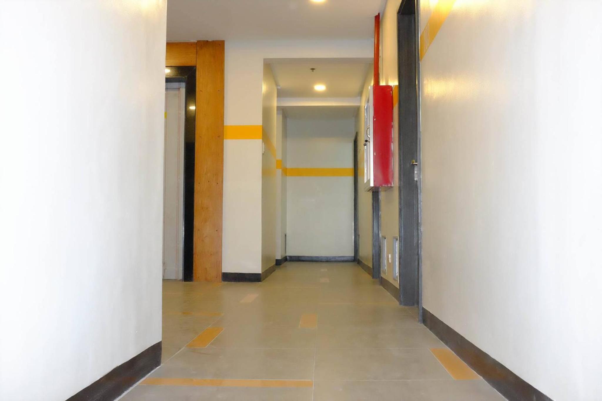 OYO 136 Regal Residences view 3