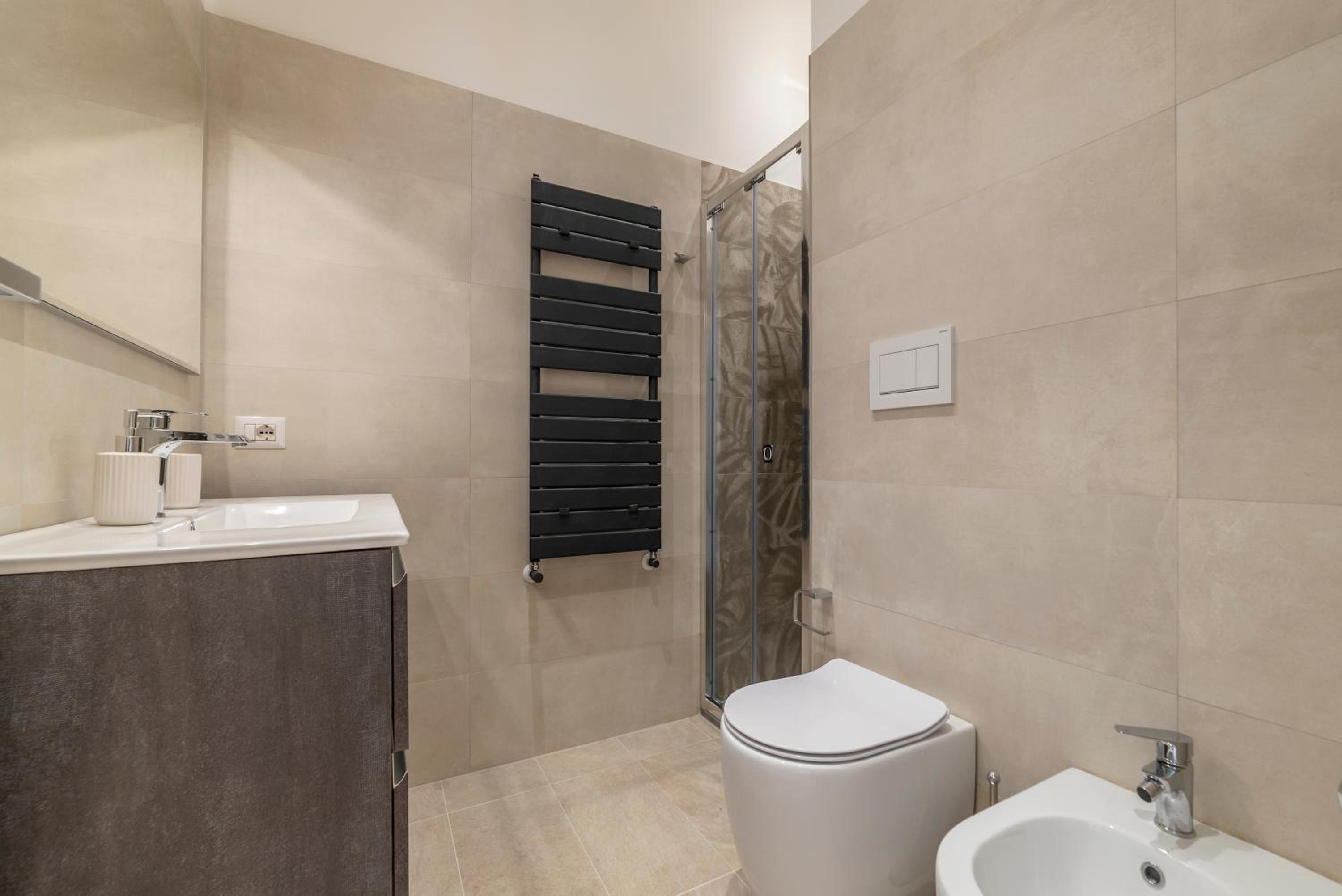 GuestHost - Rione Prati Elegant Apartment with Balcony