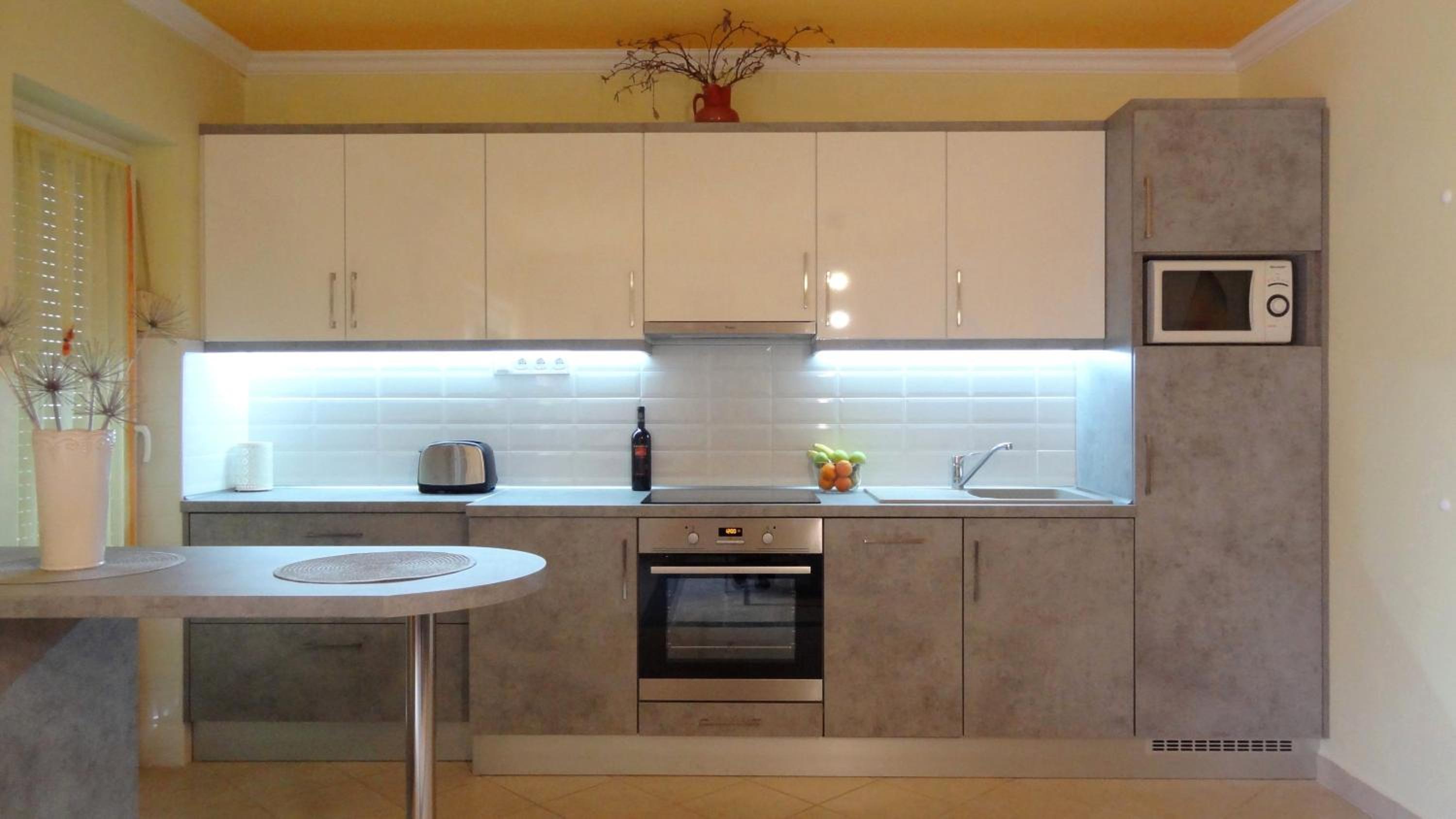 Gere Apartment House