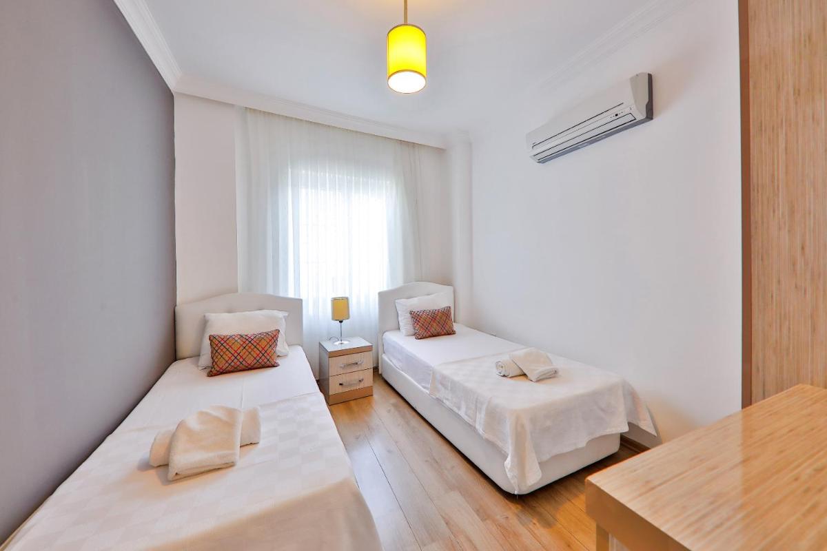 Bossa Nova Apart - Image 123