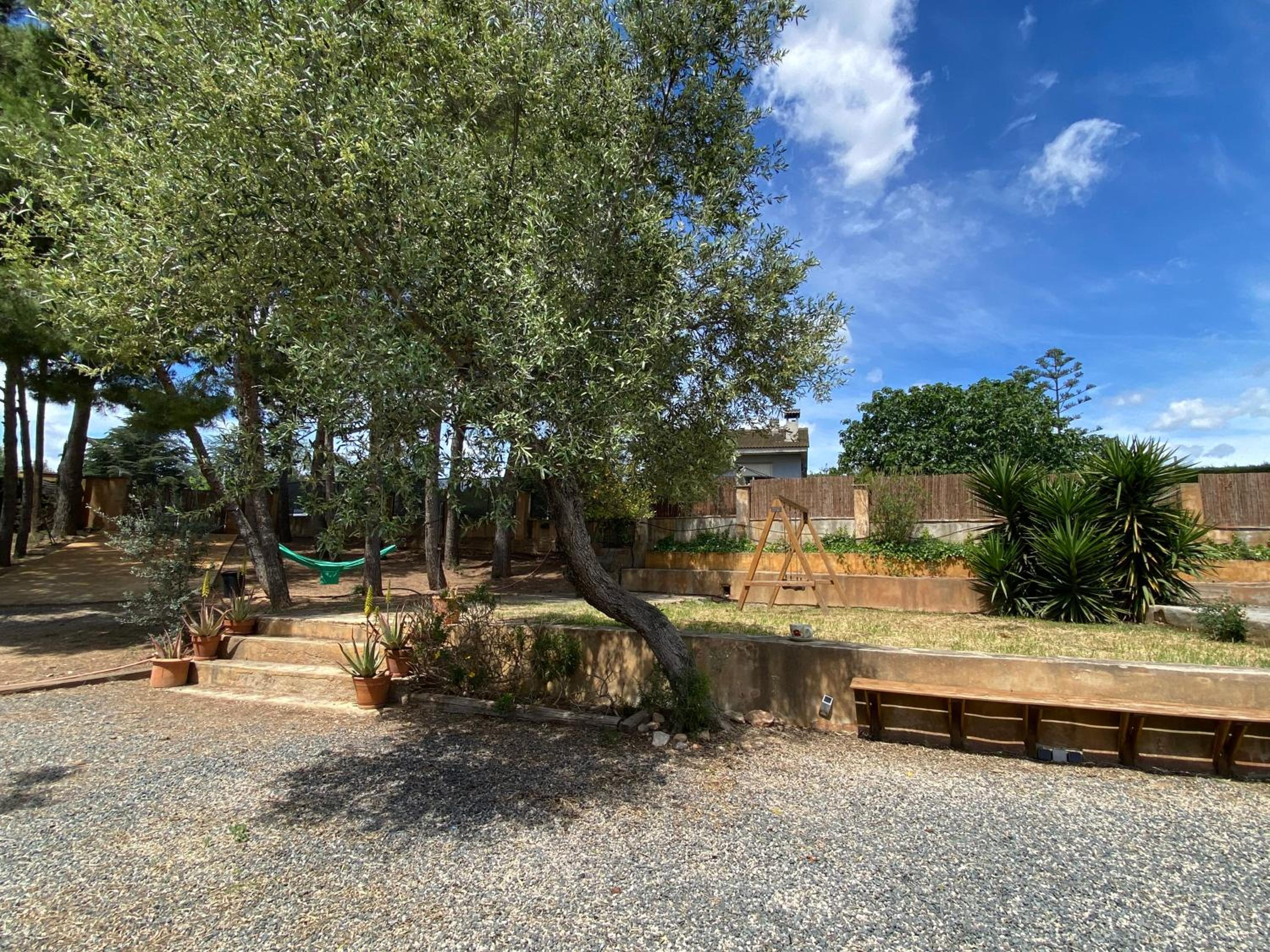 Menta House preciosa eco-casa con gran jardin y barbacoa view 2