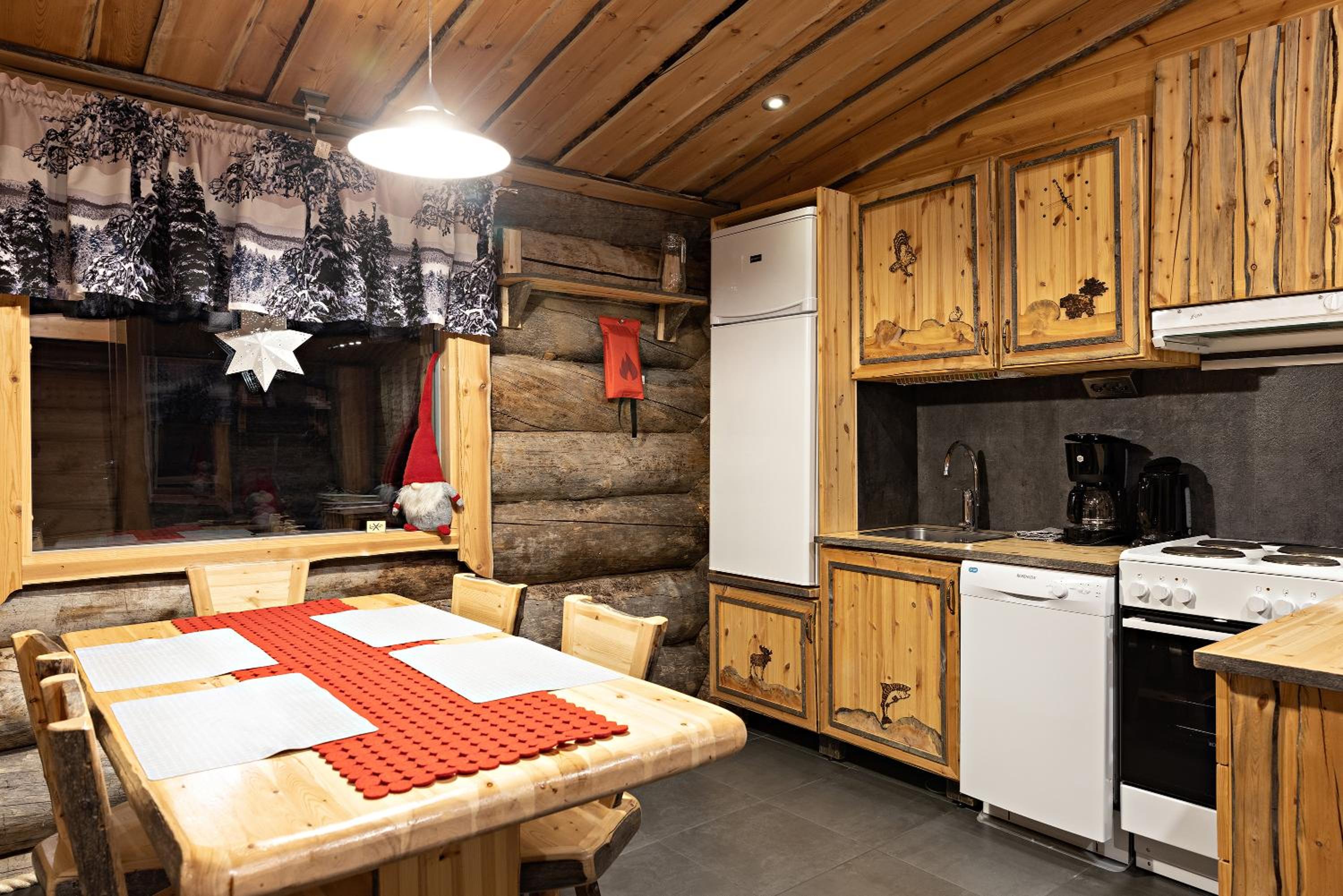 Polar Aurora Cabins view 4