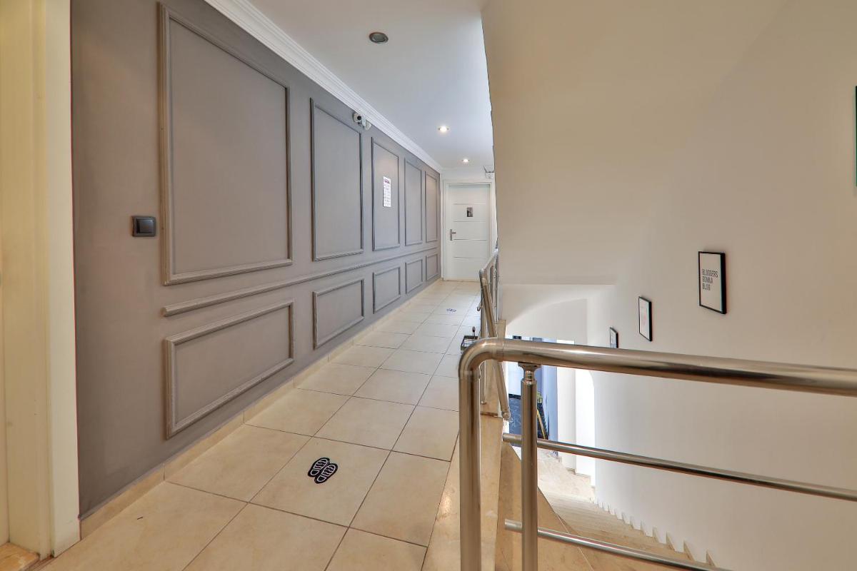 Bossa Nova Apart - Image 117