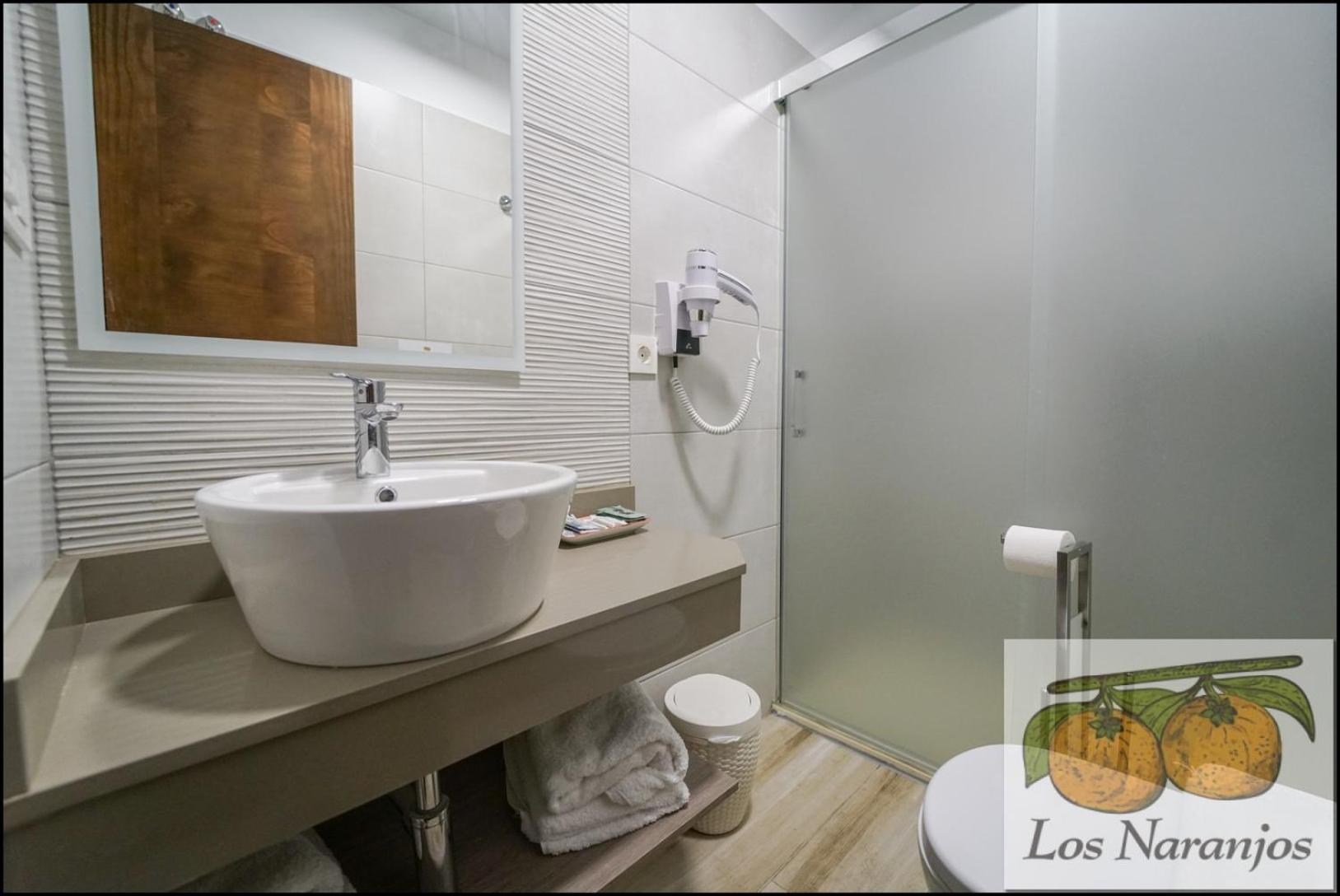 Hostal y Apartamento Rural Los Naranjos