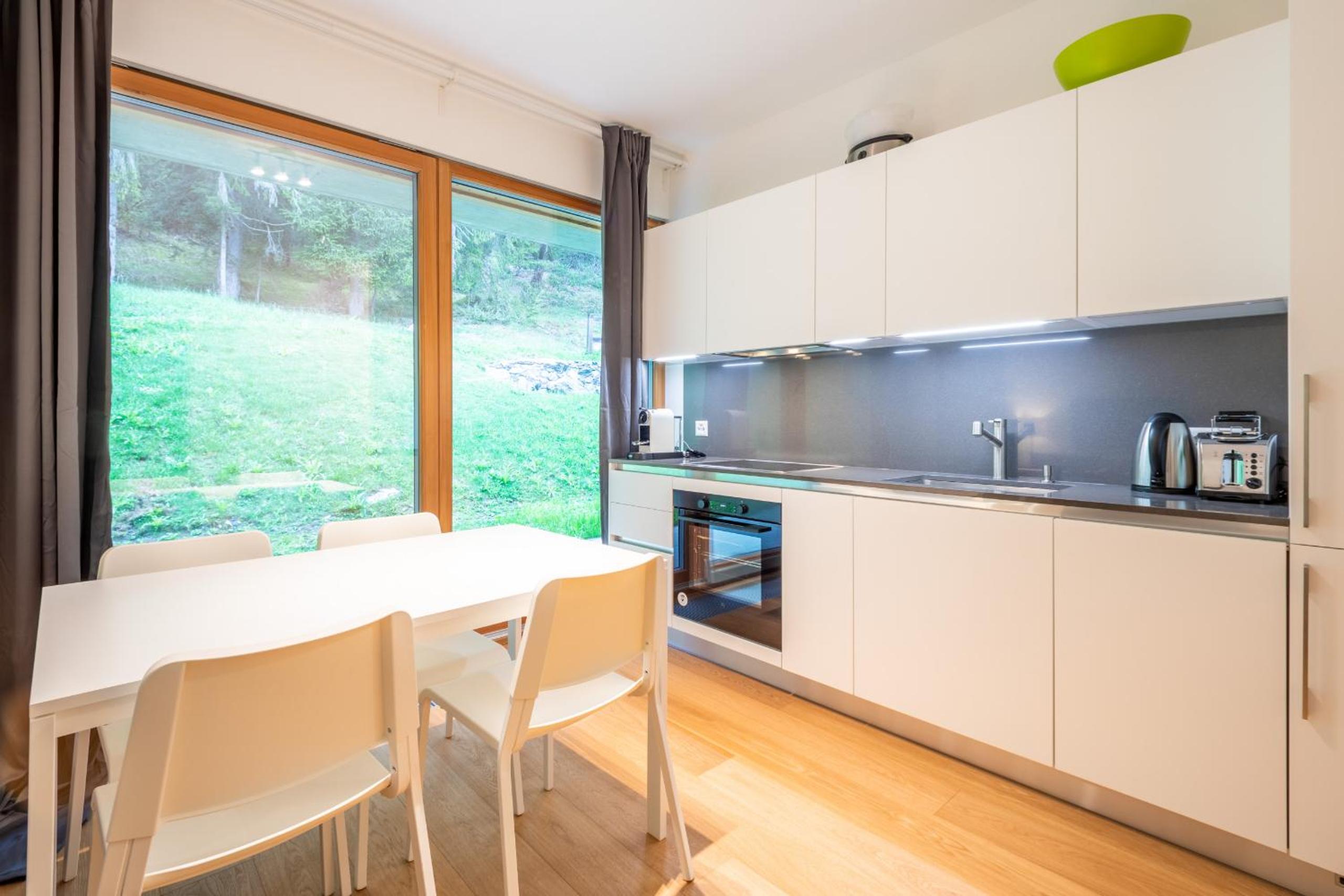 LAAX Homes Residenz Cuolm Liung 52 view 4