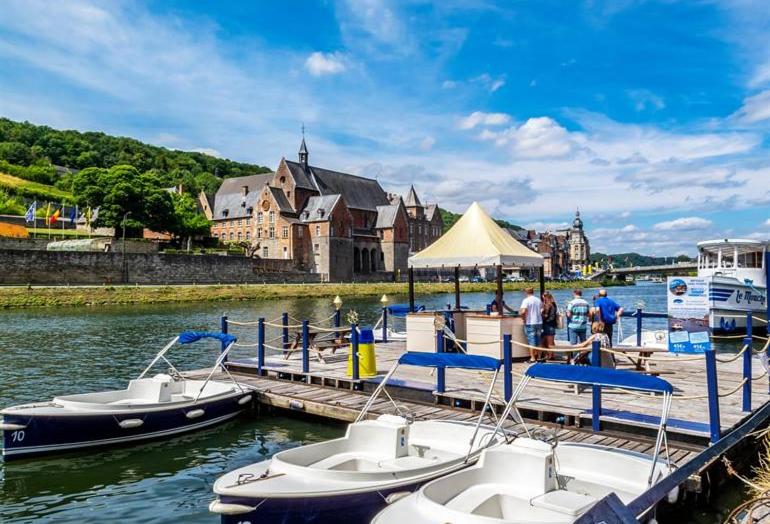 Huis Vikarti, a lovely house with incredible view