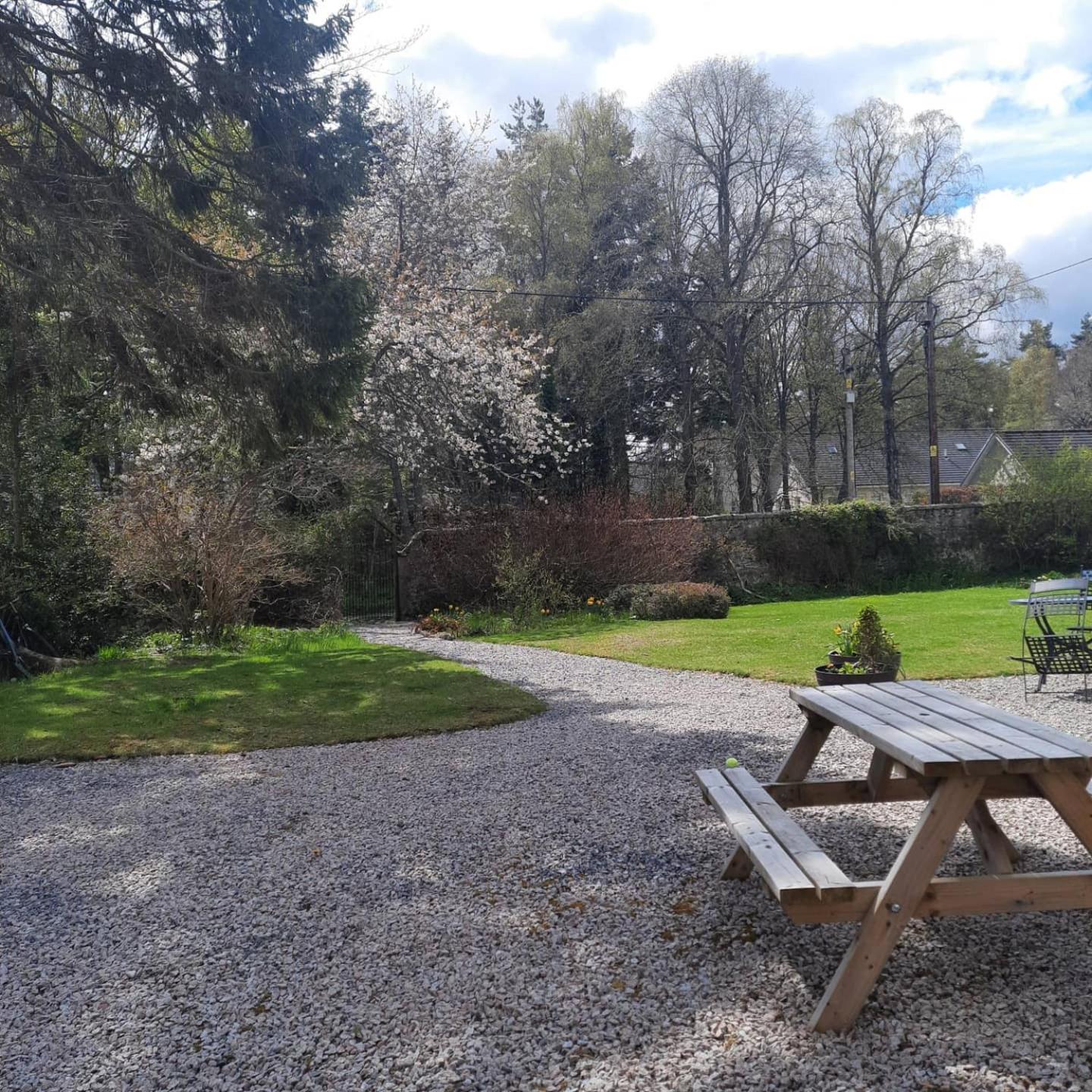 No 45, Ballater