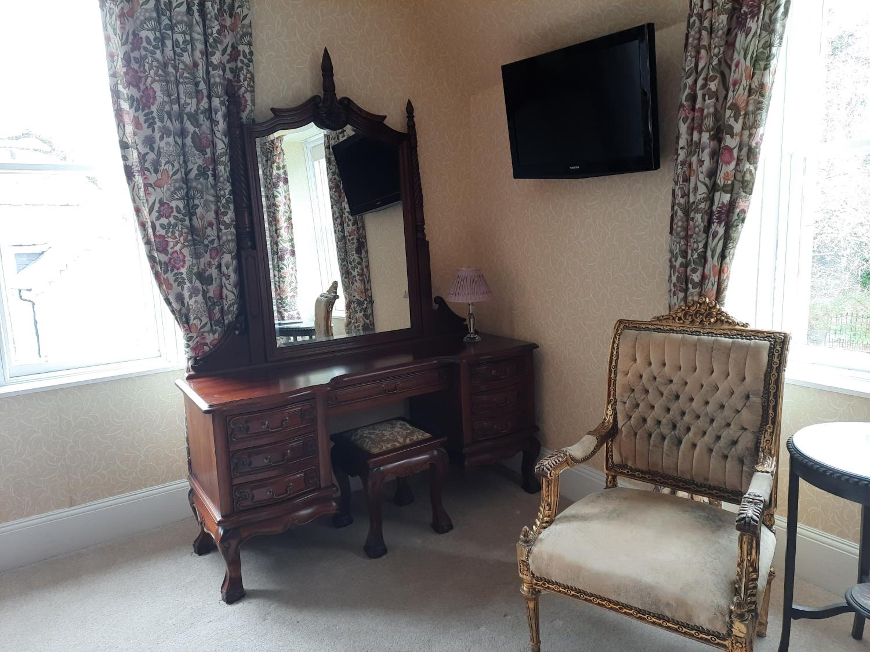 No 45, Ballater