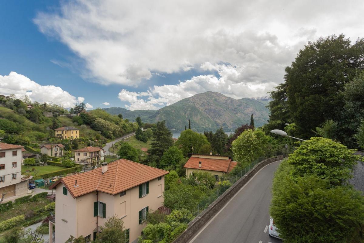Vacation Family Home in Tremezzo by Rent All Como view 4
