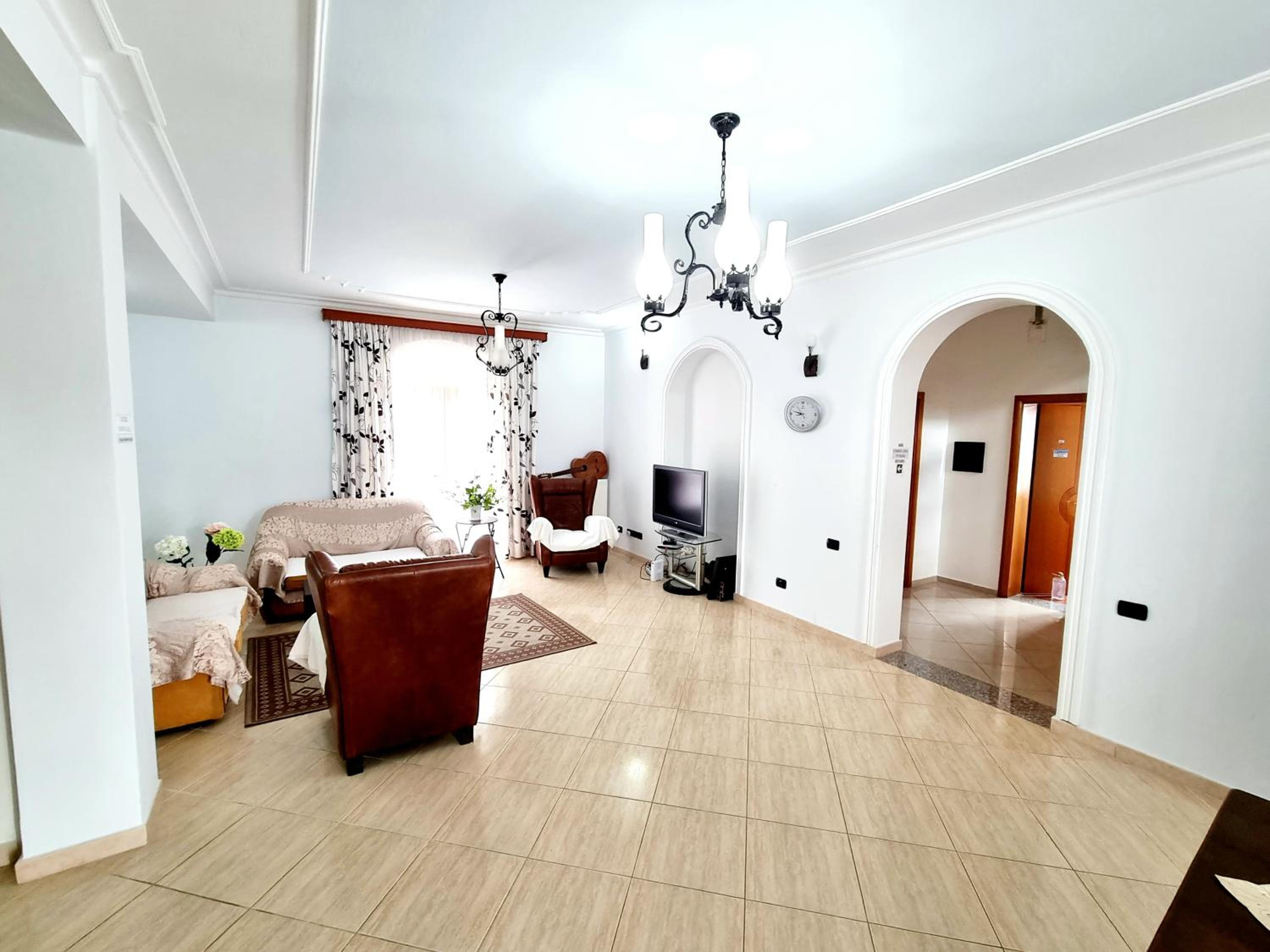 Luckyshine hostel