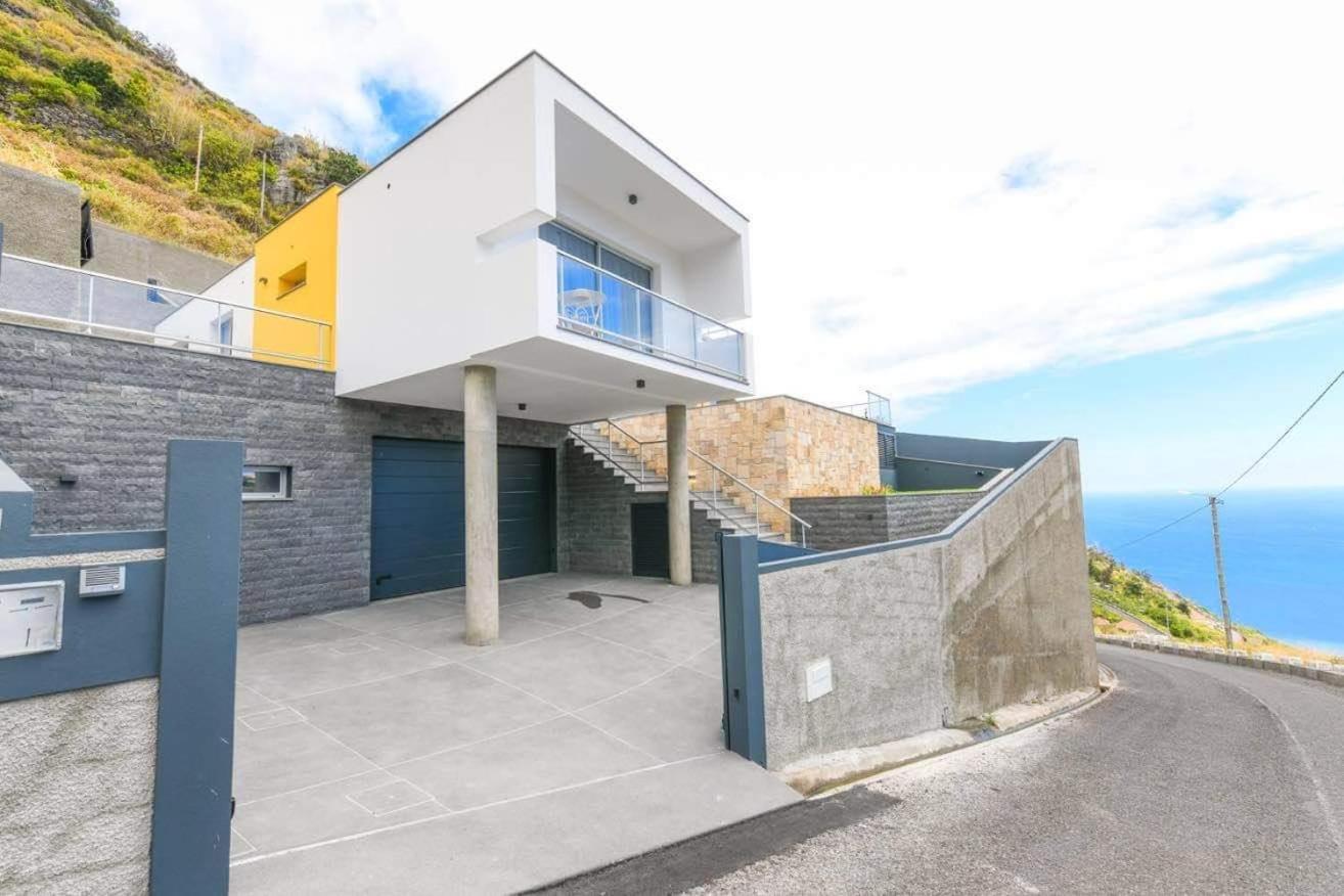 Villa Golden Charm
