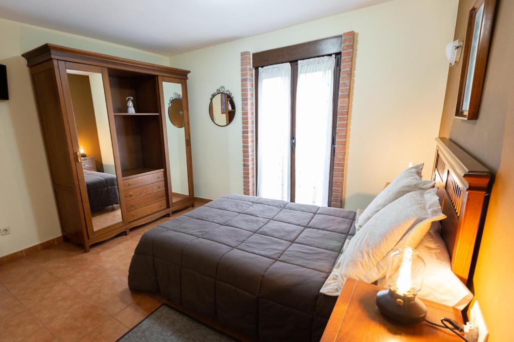 Apartamentos el Caserón view 2