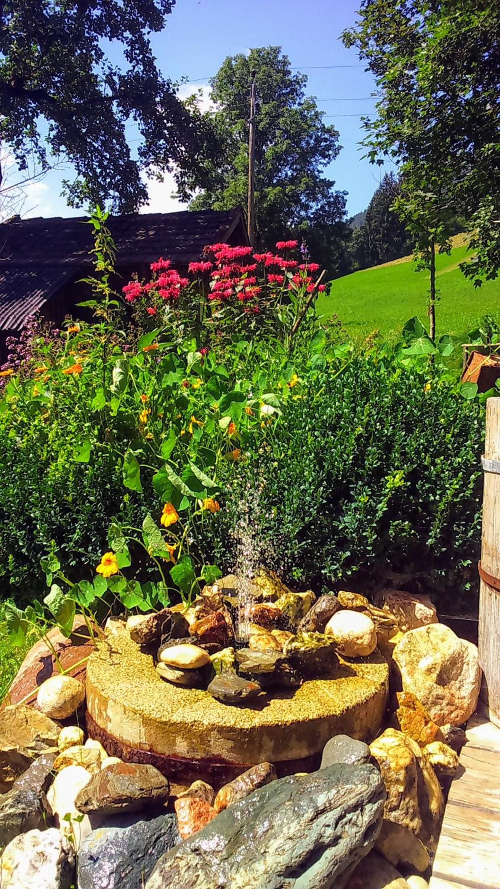 Wörglerhof's Hüttenapartments mit Kachelofen Farm Stay