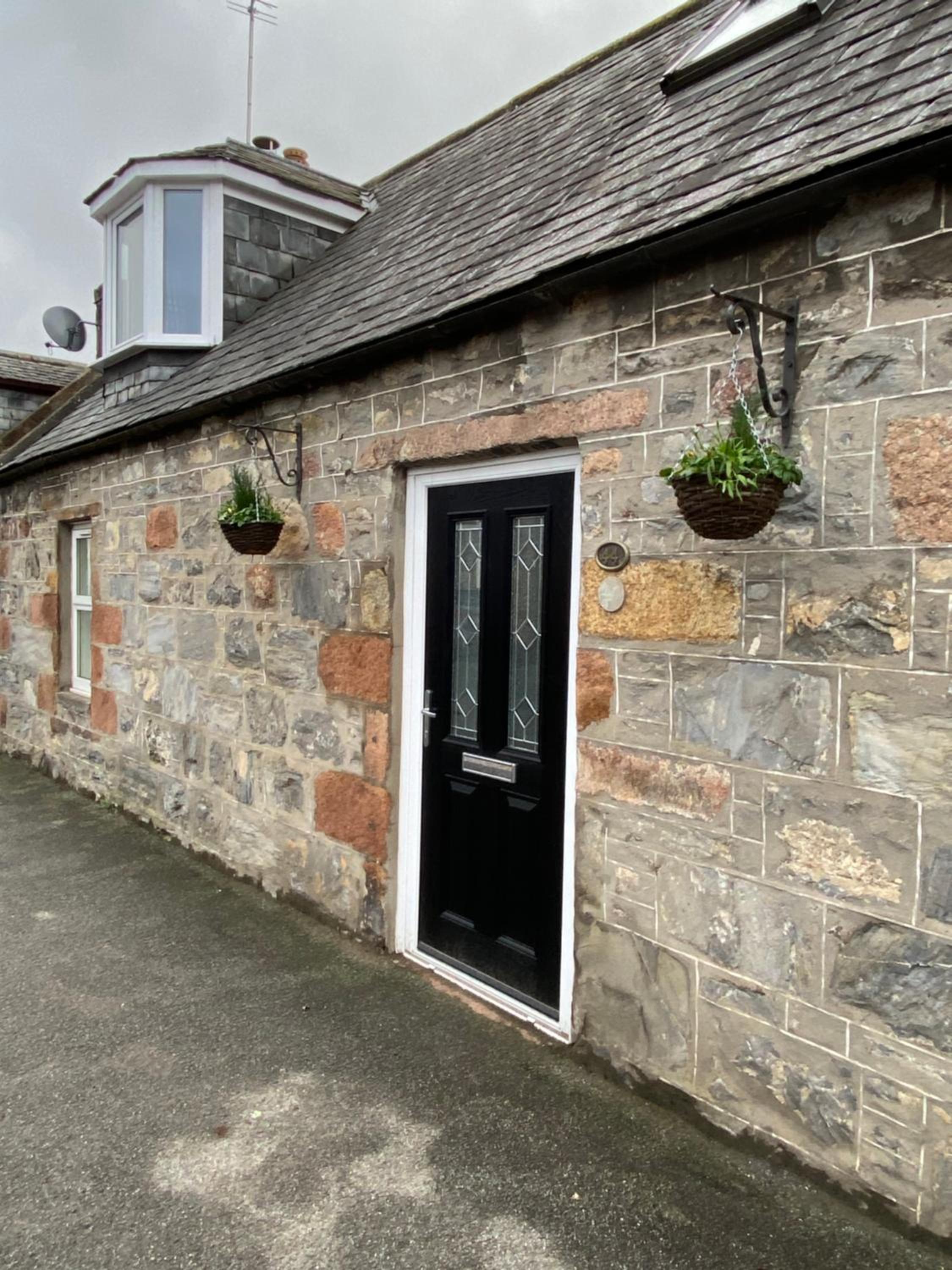Islas Cottage, a home in the Heart of Speyside view 5