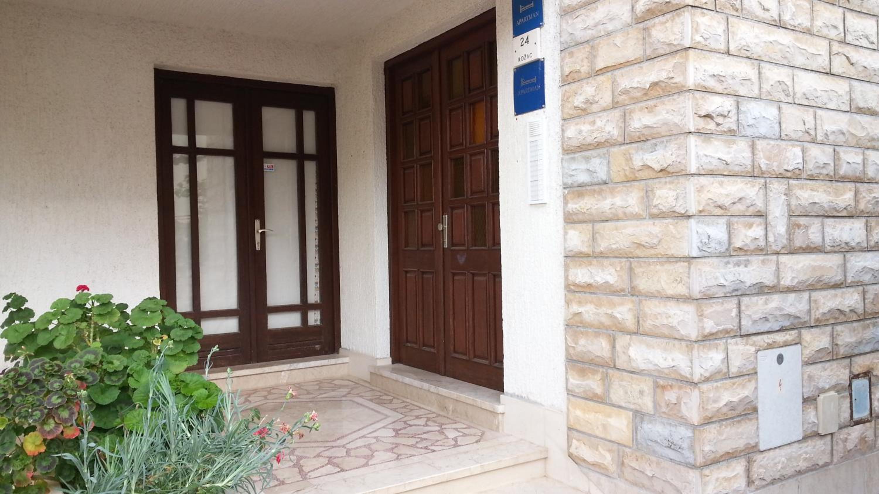 Apartments Vojin
