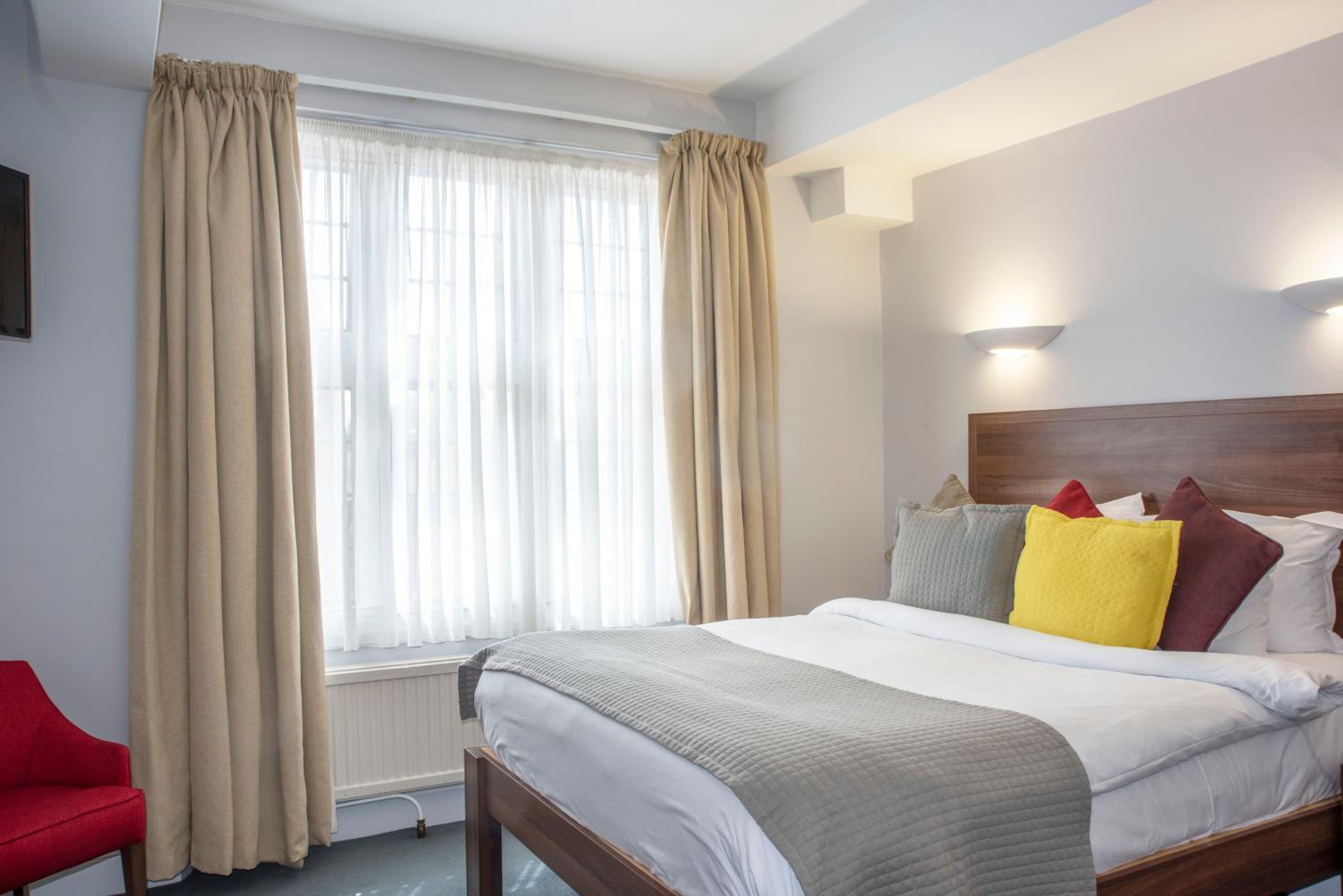 Oxford Vacations - Royal Oxford Hotel - Property Image 25