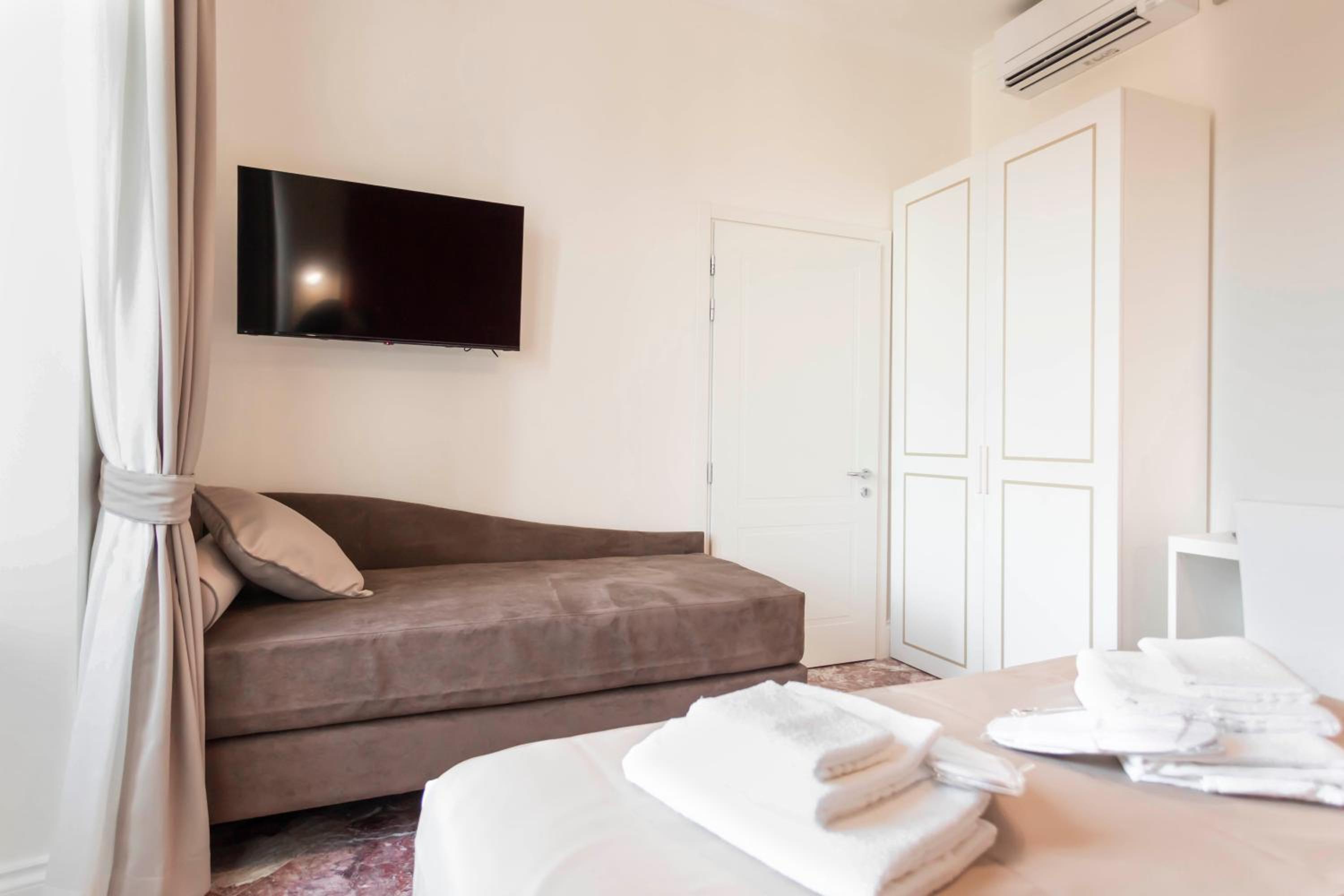 Flat 285 La Suite