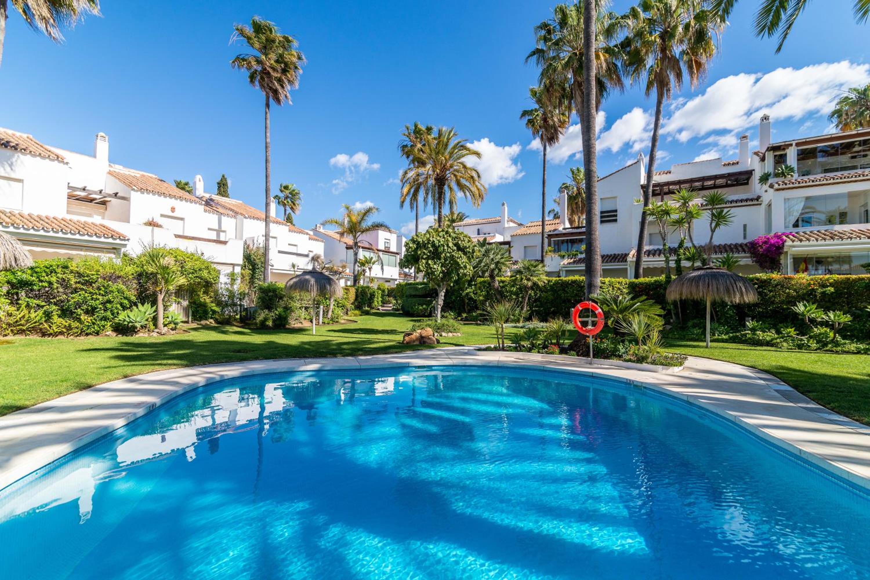 Marbella Villa Monteros