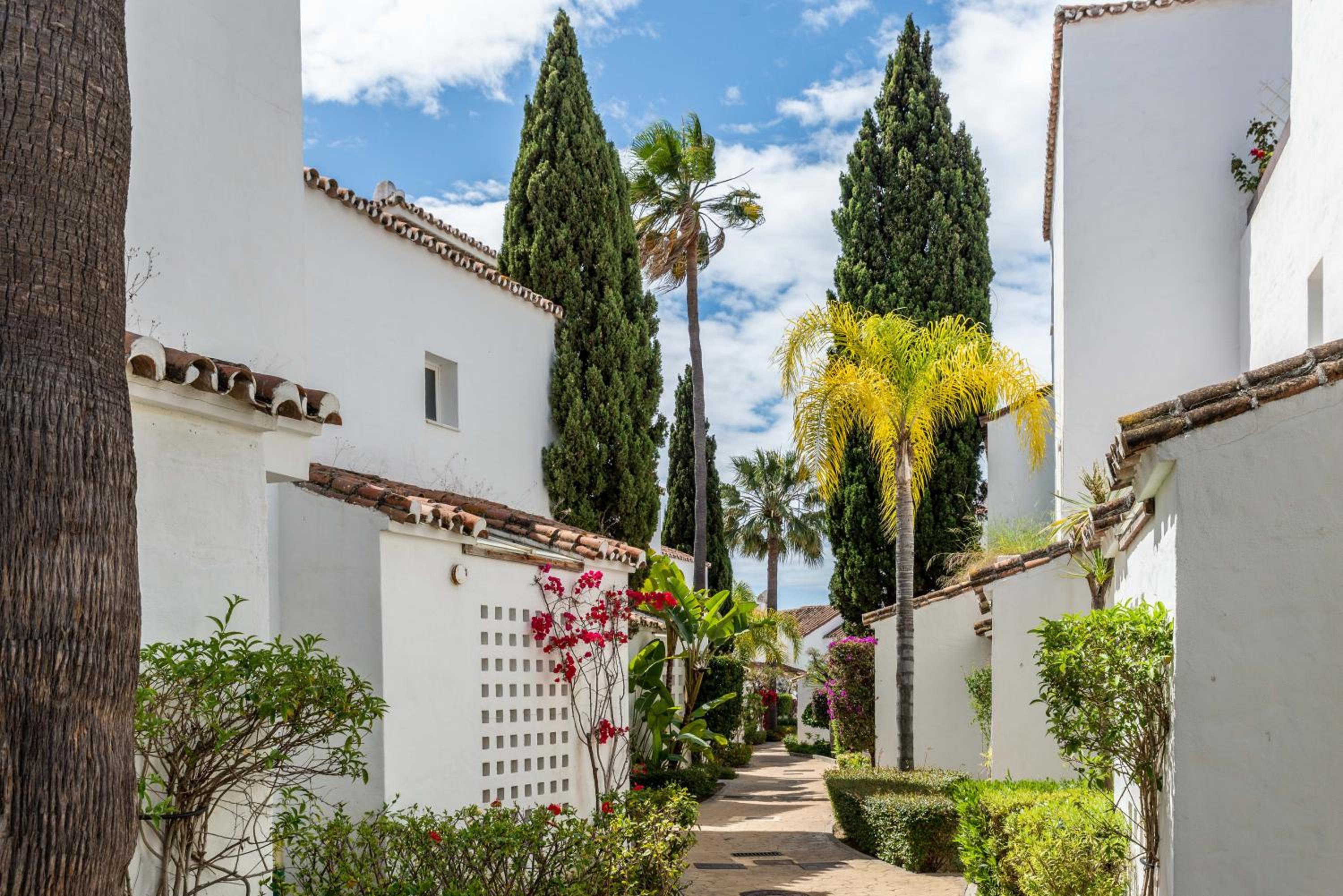 Marbella Villa Monteros