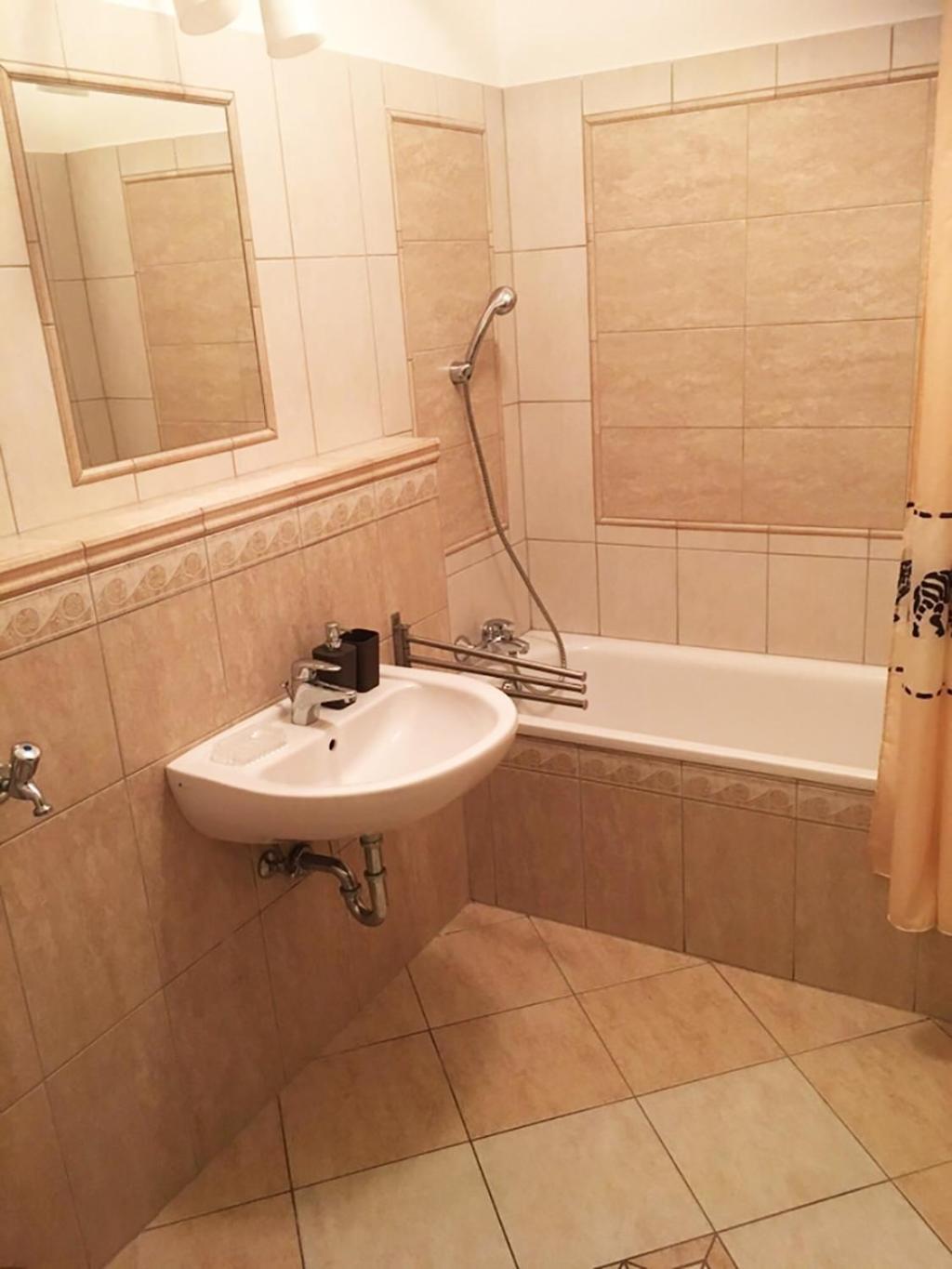 Club 218 Wellness Luxus Apartman