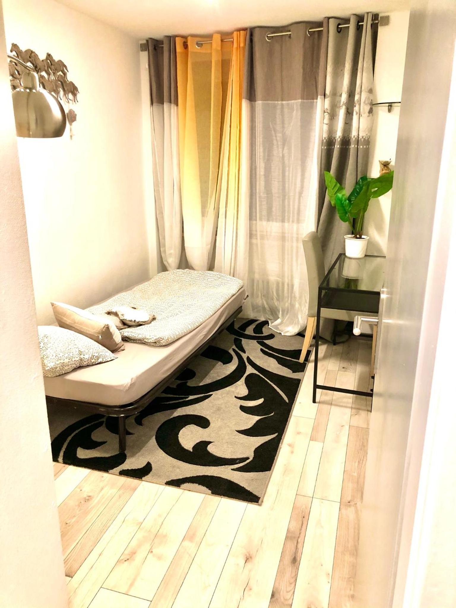 Fabulous Lakeside Family Apartment | 4 Rooms