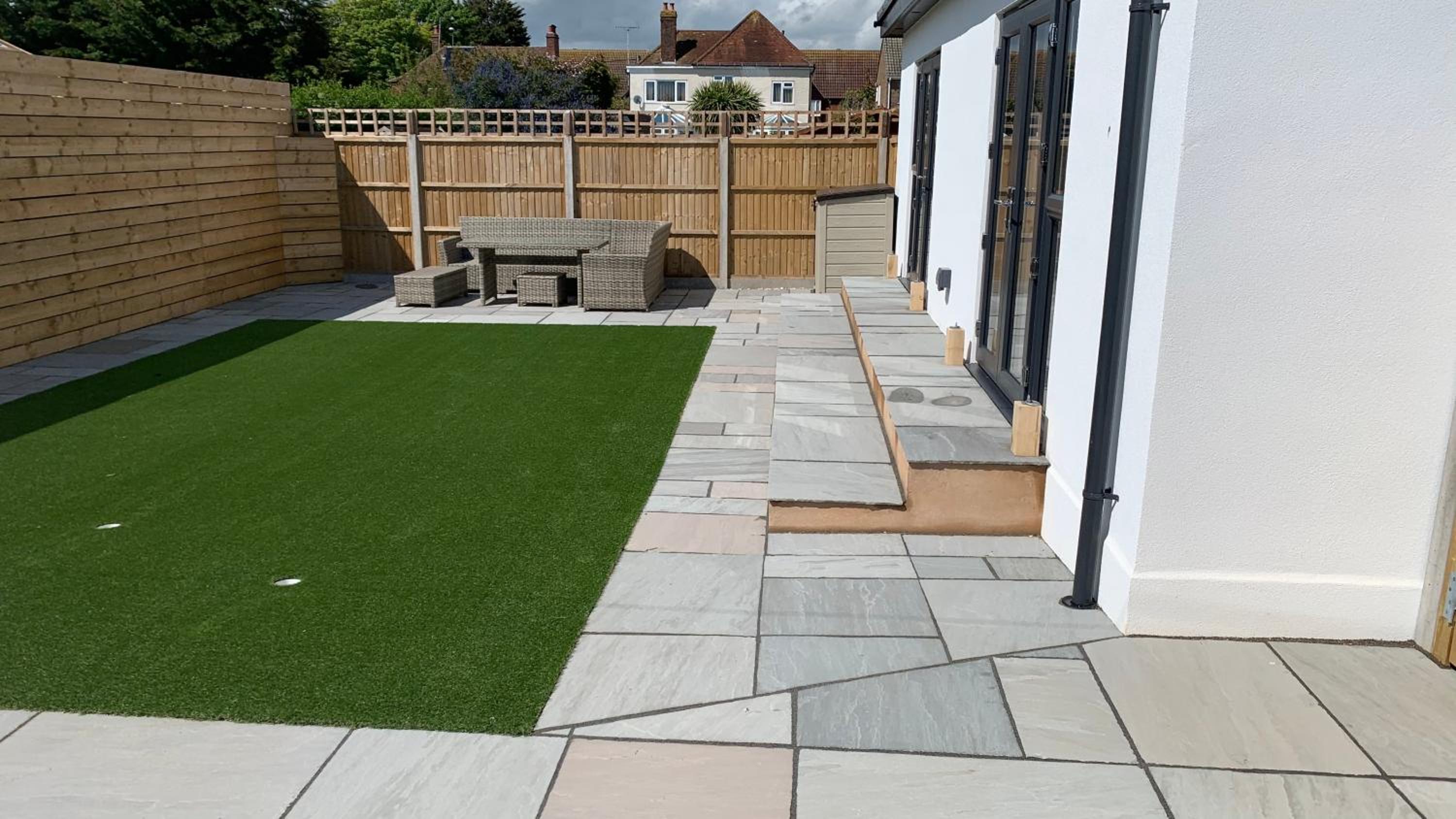 Photo 8