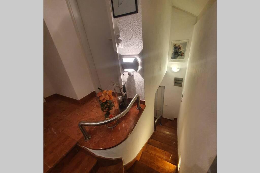 WOLF'S PLANE Luxury Isolated Mountain House for Digital Nomads