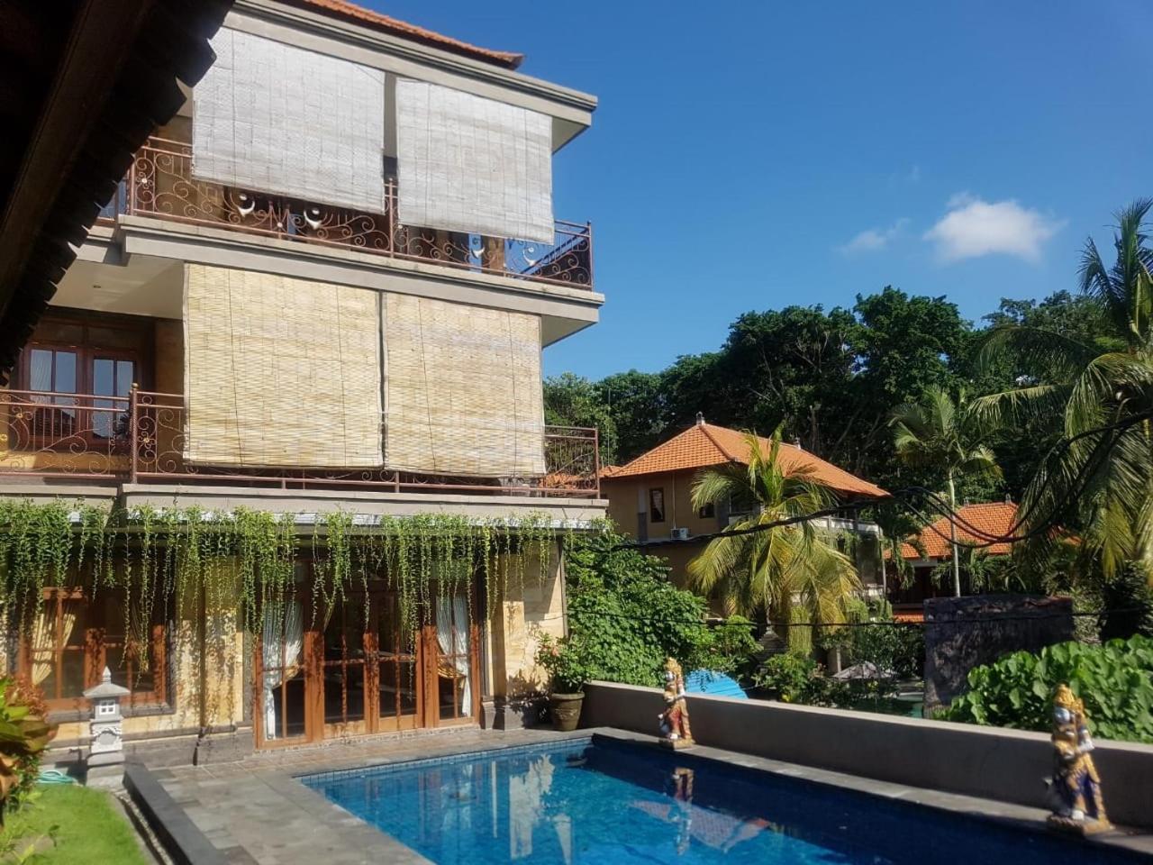Pande Permai Bungalows