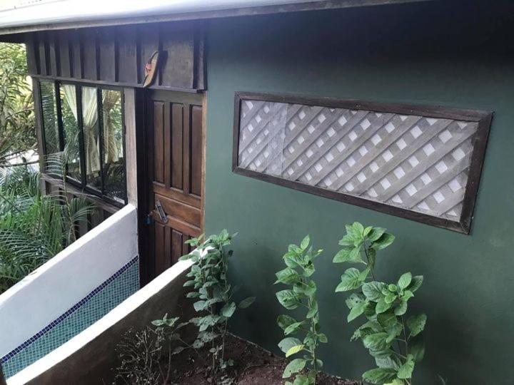 FLOR DE PARAISO BUNGALOWS