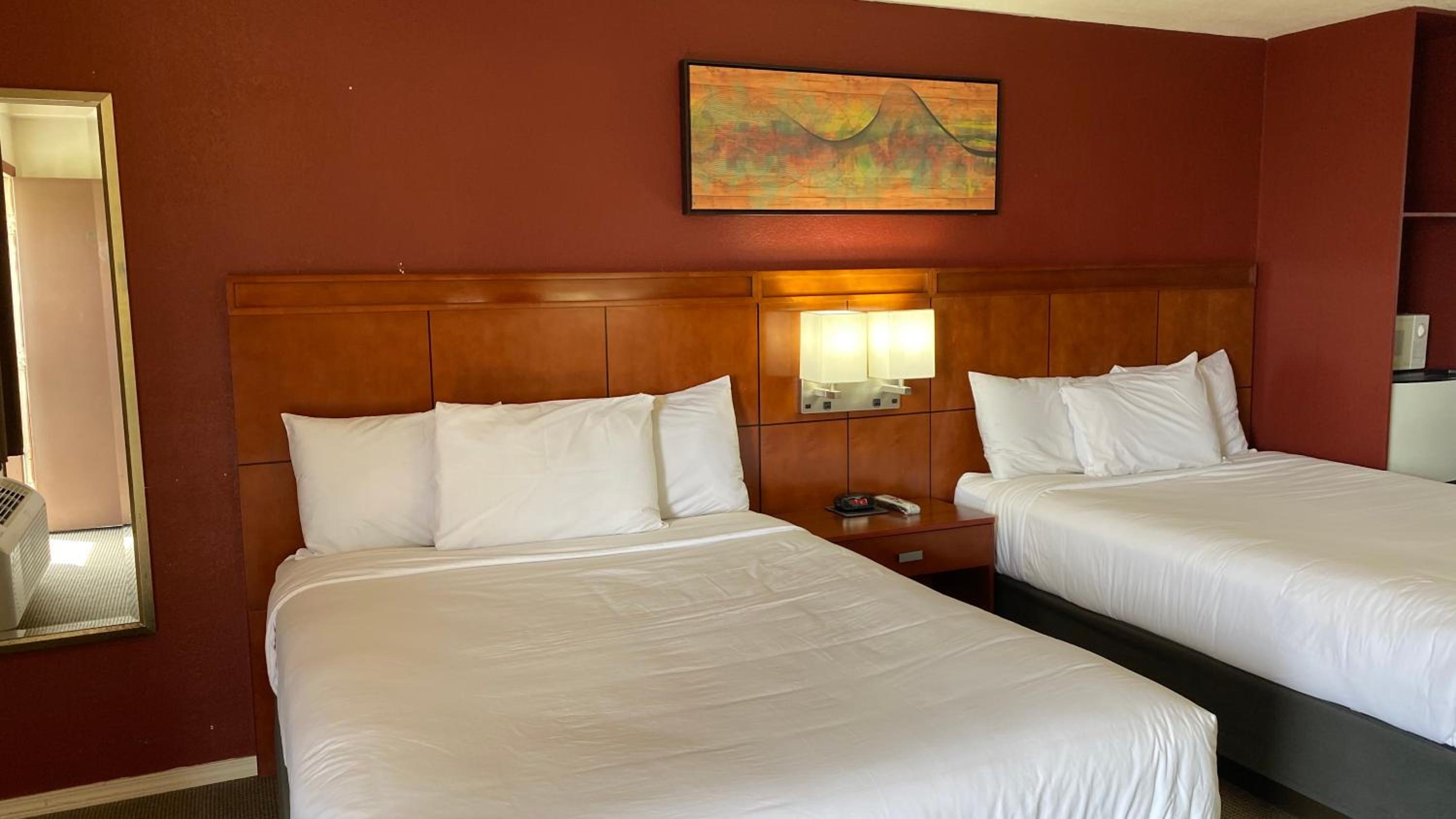Moses Lake Vacations - Lakeshore Inn Water Front - Property Image 20