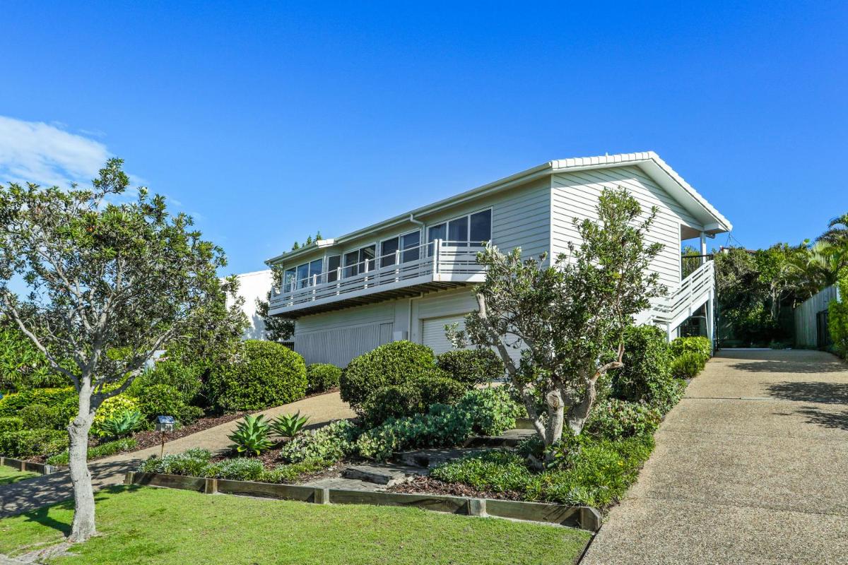Expansive Ocean Views, Sunrise Beach