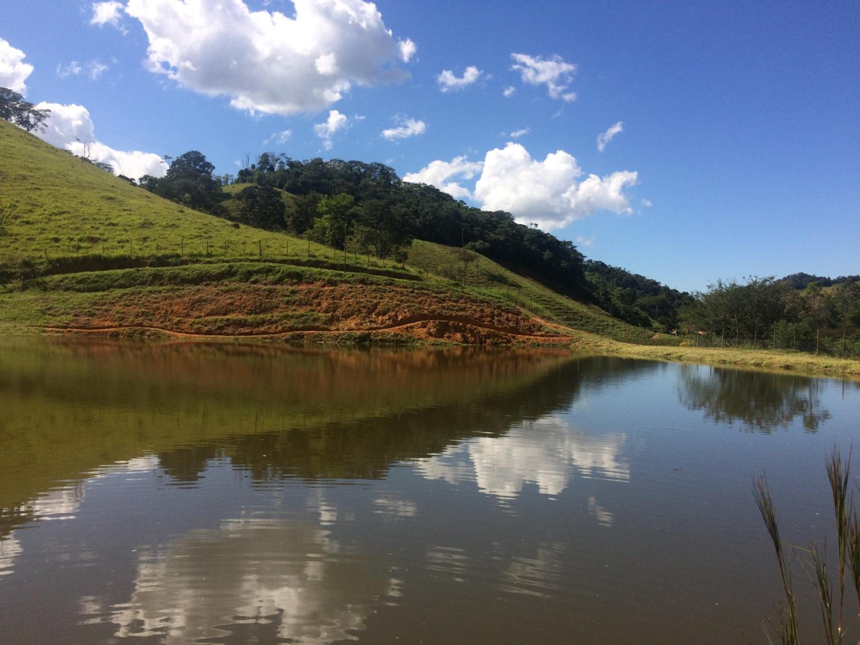 Pousada Fazenda e Pesqueiro Chalé da serra view 3