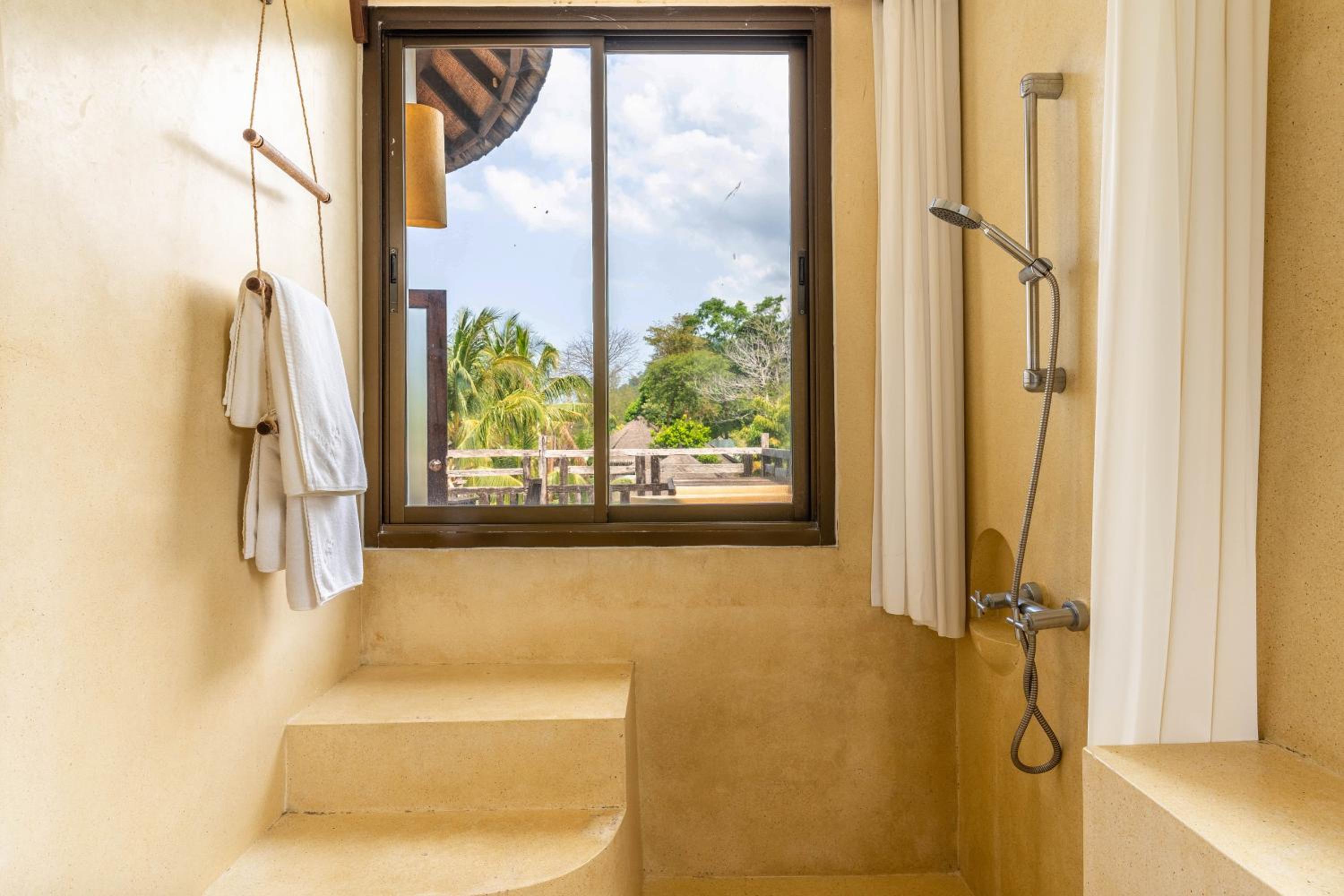 AANA Resort & Villas Koh Chang