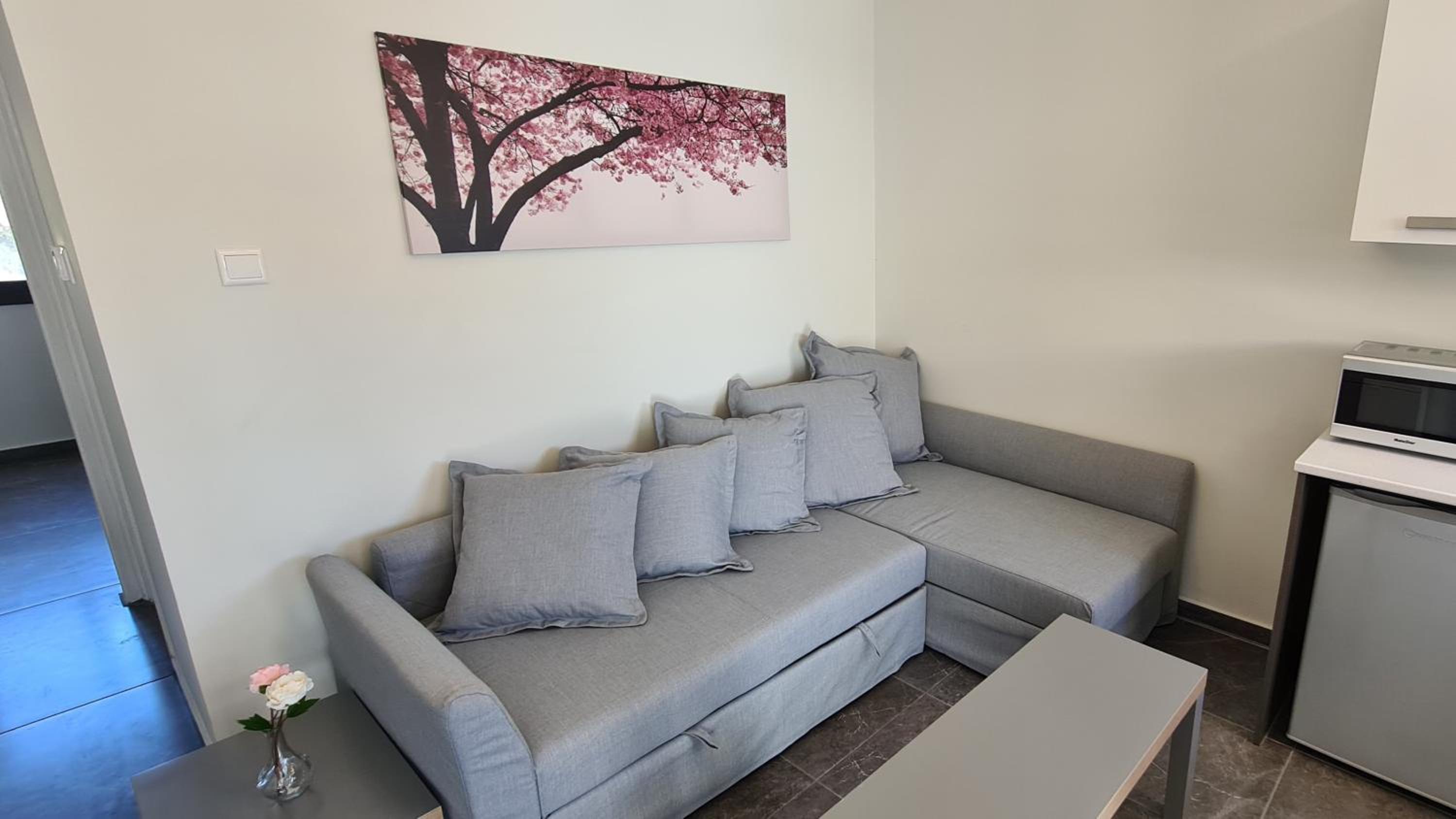 STAY Nissi Twins Apts