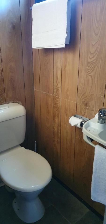 Batemans Bay Holiday Park & Hostel