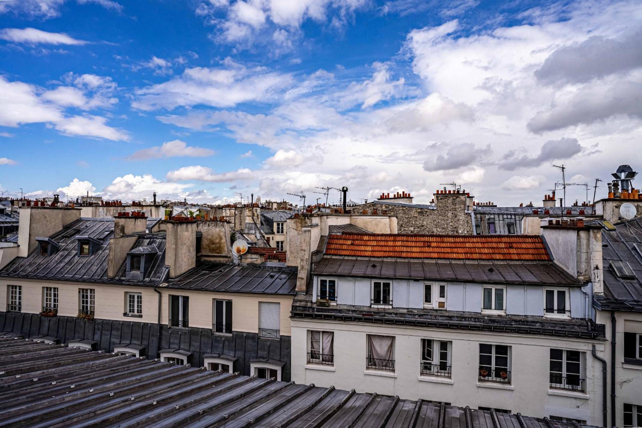135 - Urban Five Star Apartment in Center of Paris