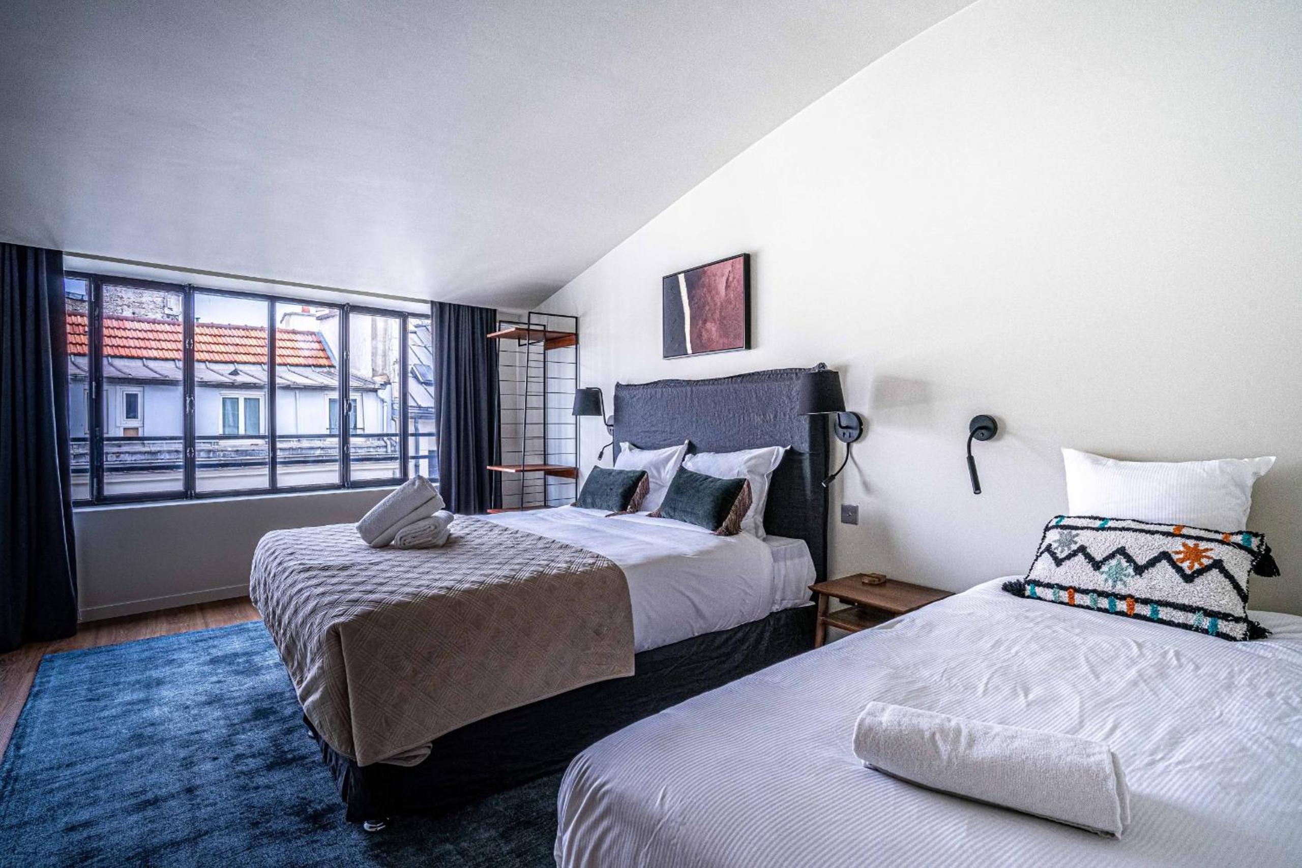 135 - Urban Five Star Apartment in Center of Paris