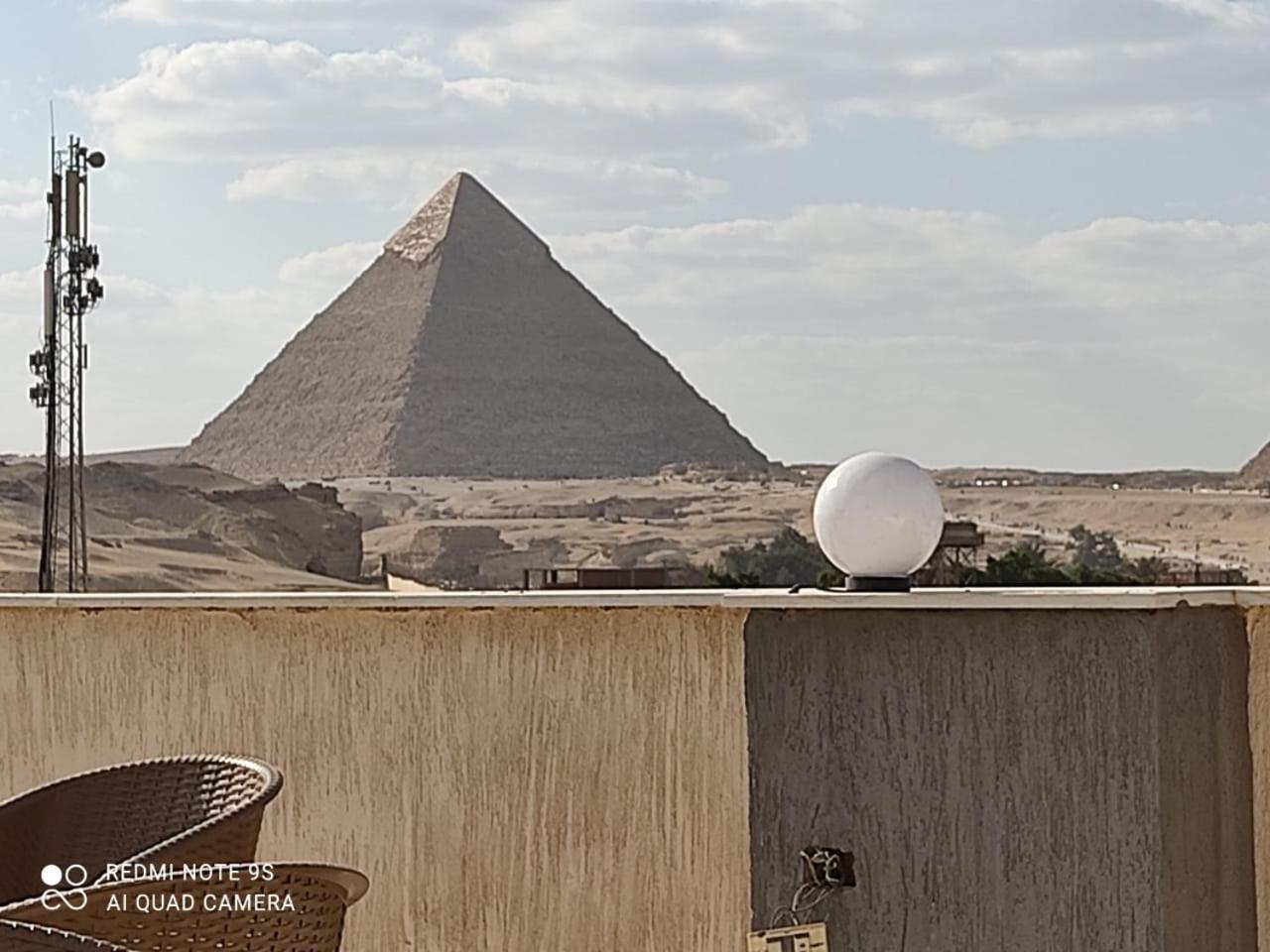 Khufu Pyramids Hotel
