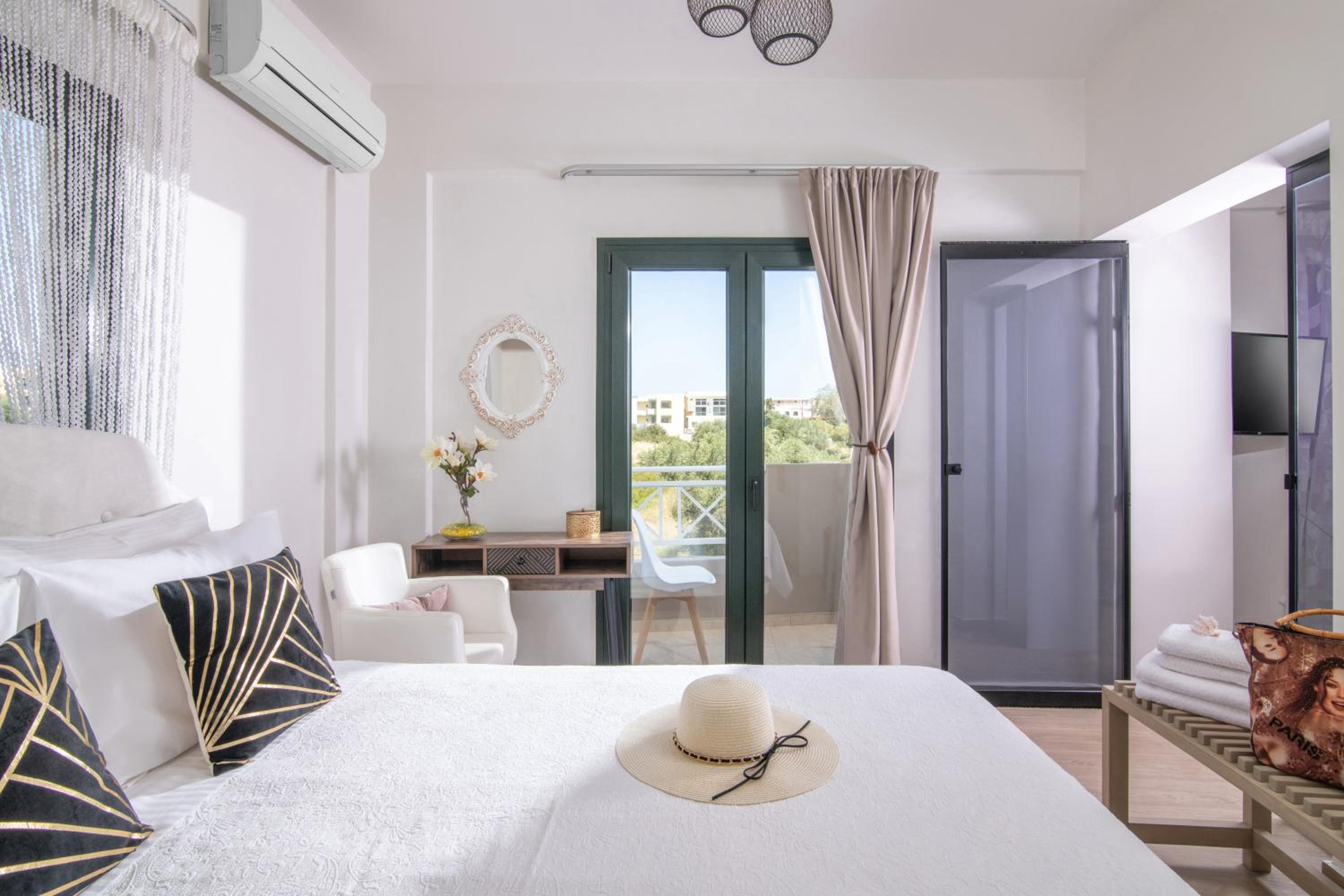 NEW Aether apts near the sea photo 5