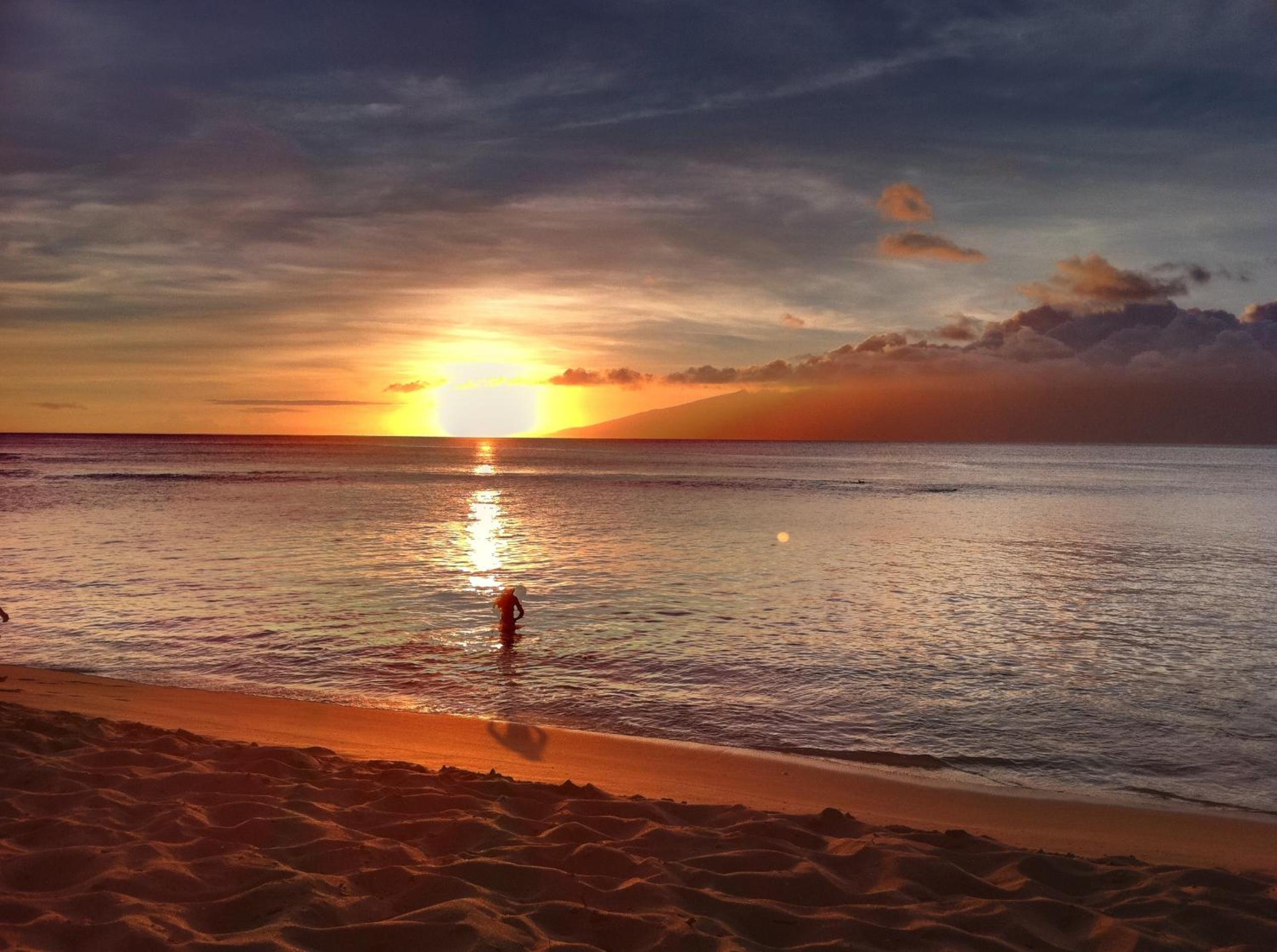 Napili Sunset Beach Front Resort