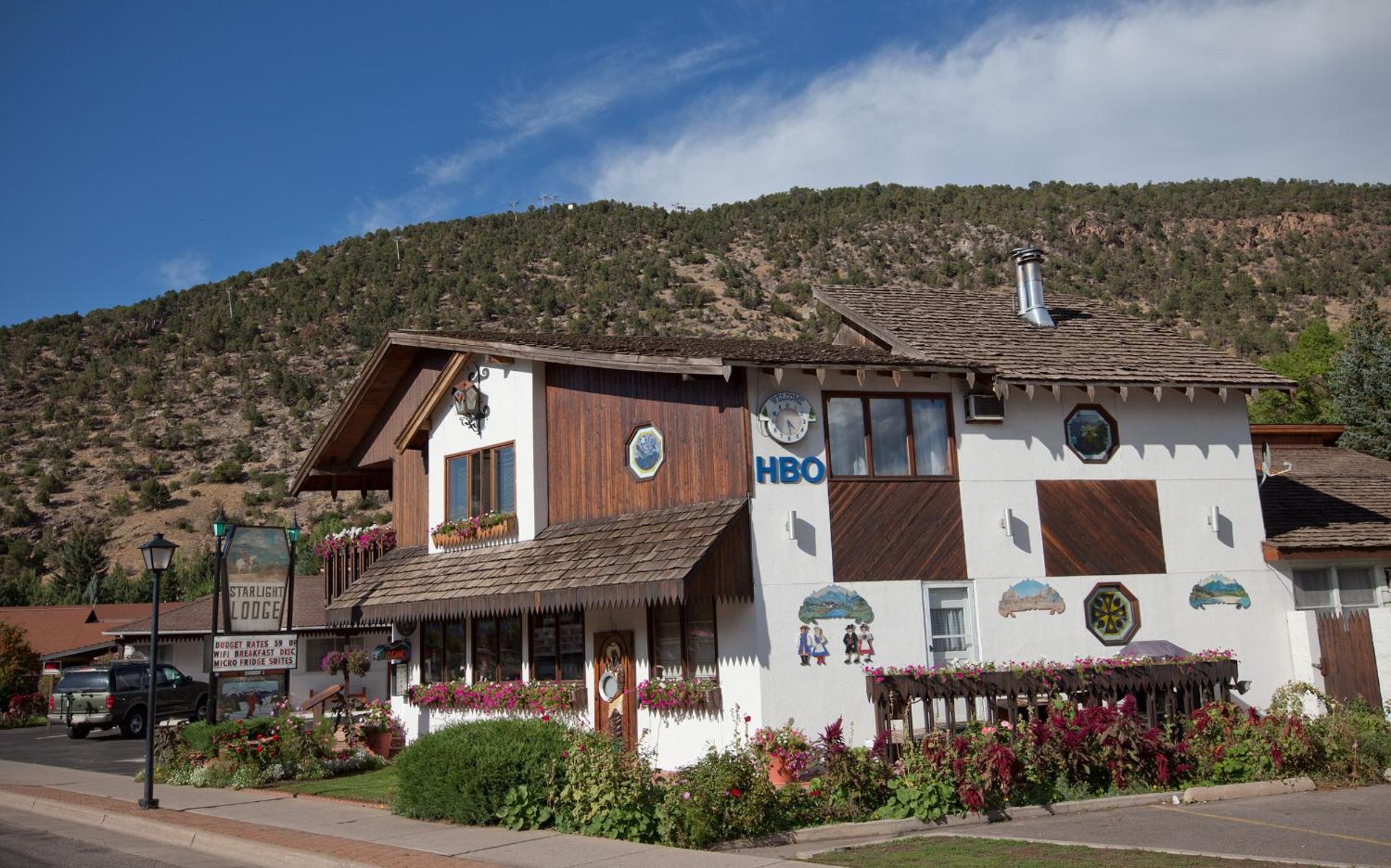 Starlight Lodge
