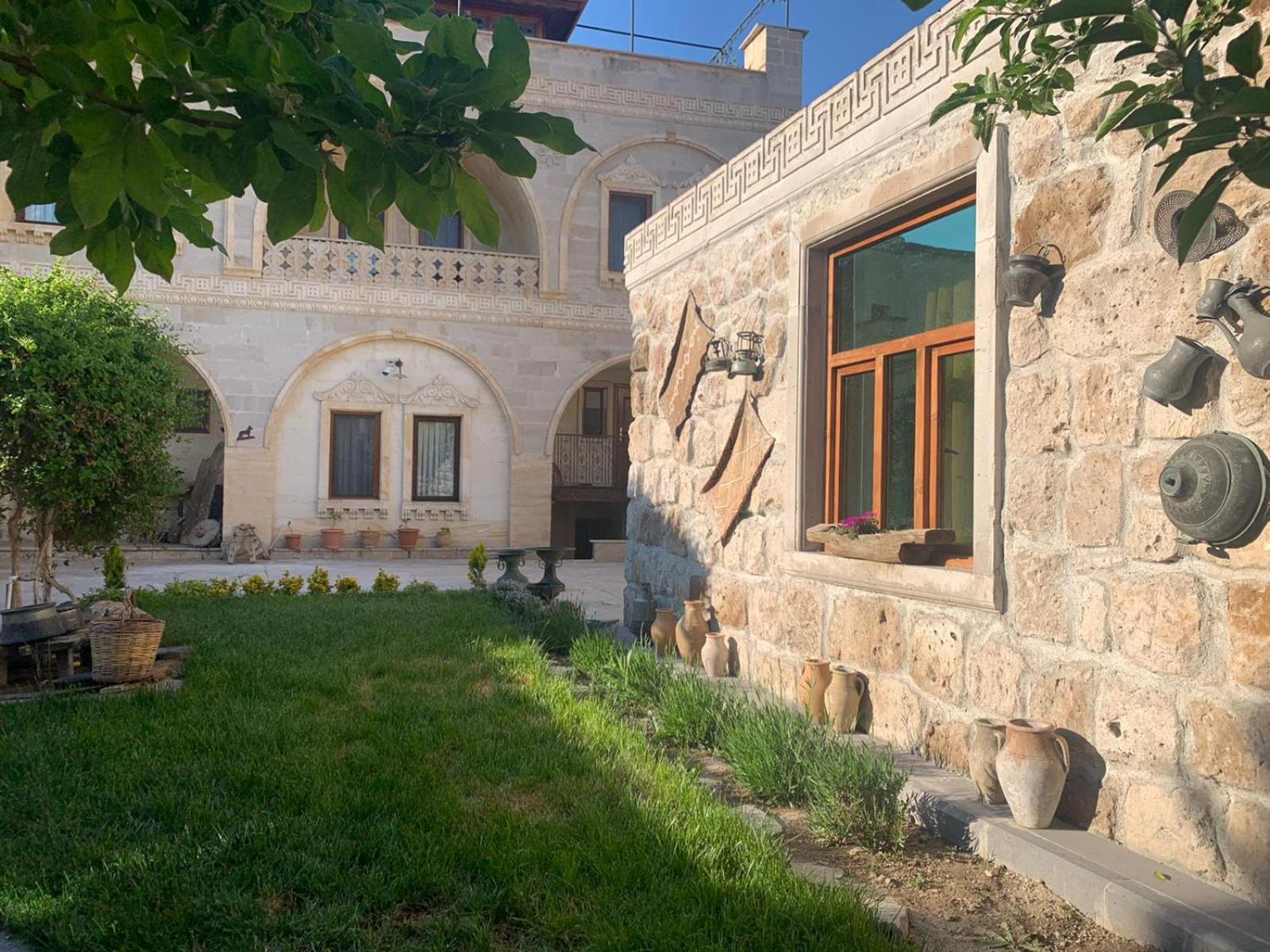 Walnut House Otel - Image 65