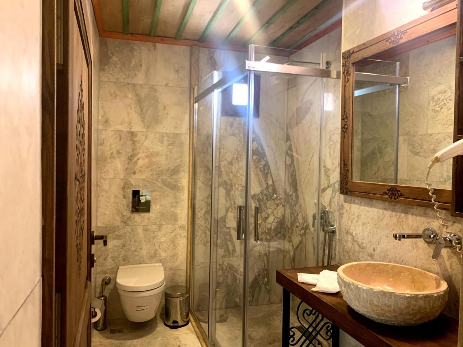 Walnut House Otel - Image 54