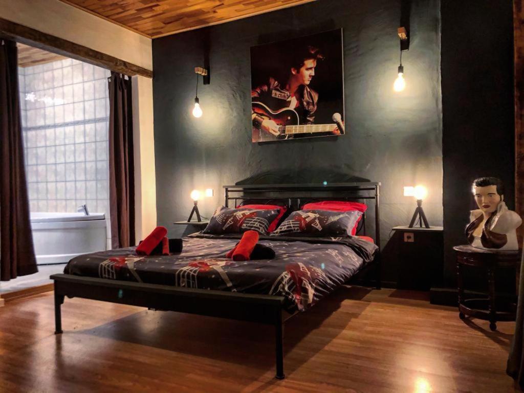 B&B Music City