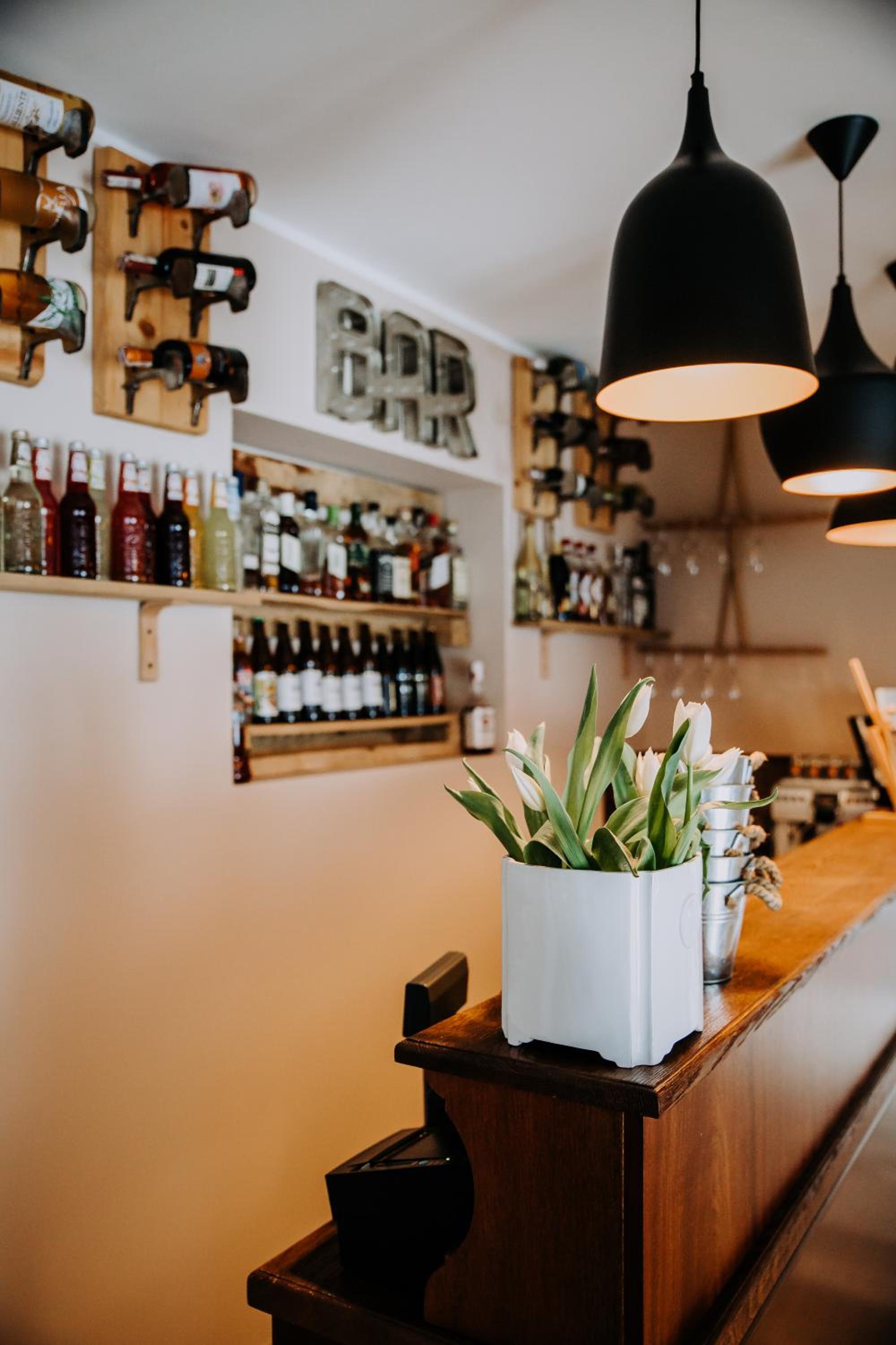 bar