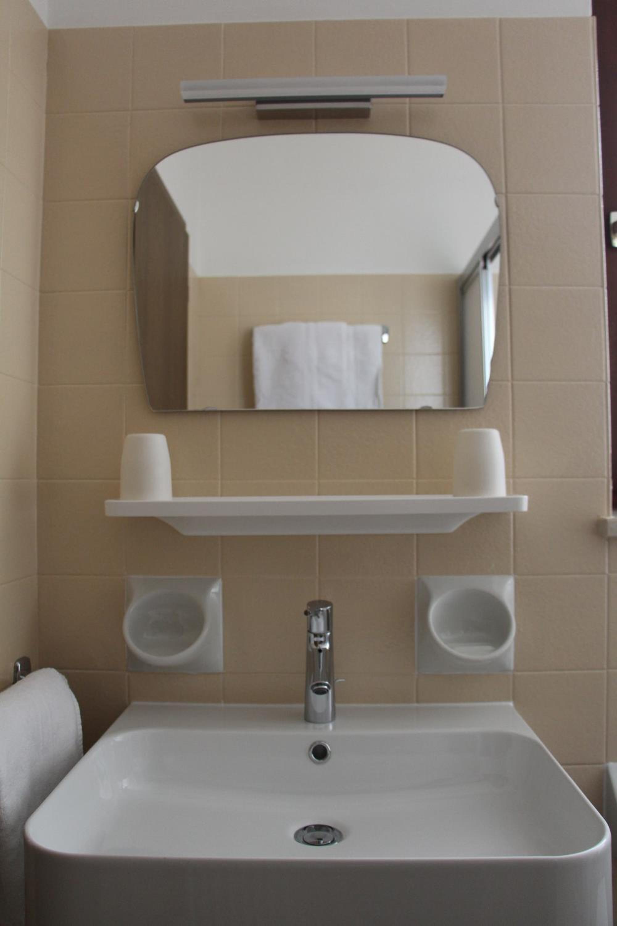 Photo 44